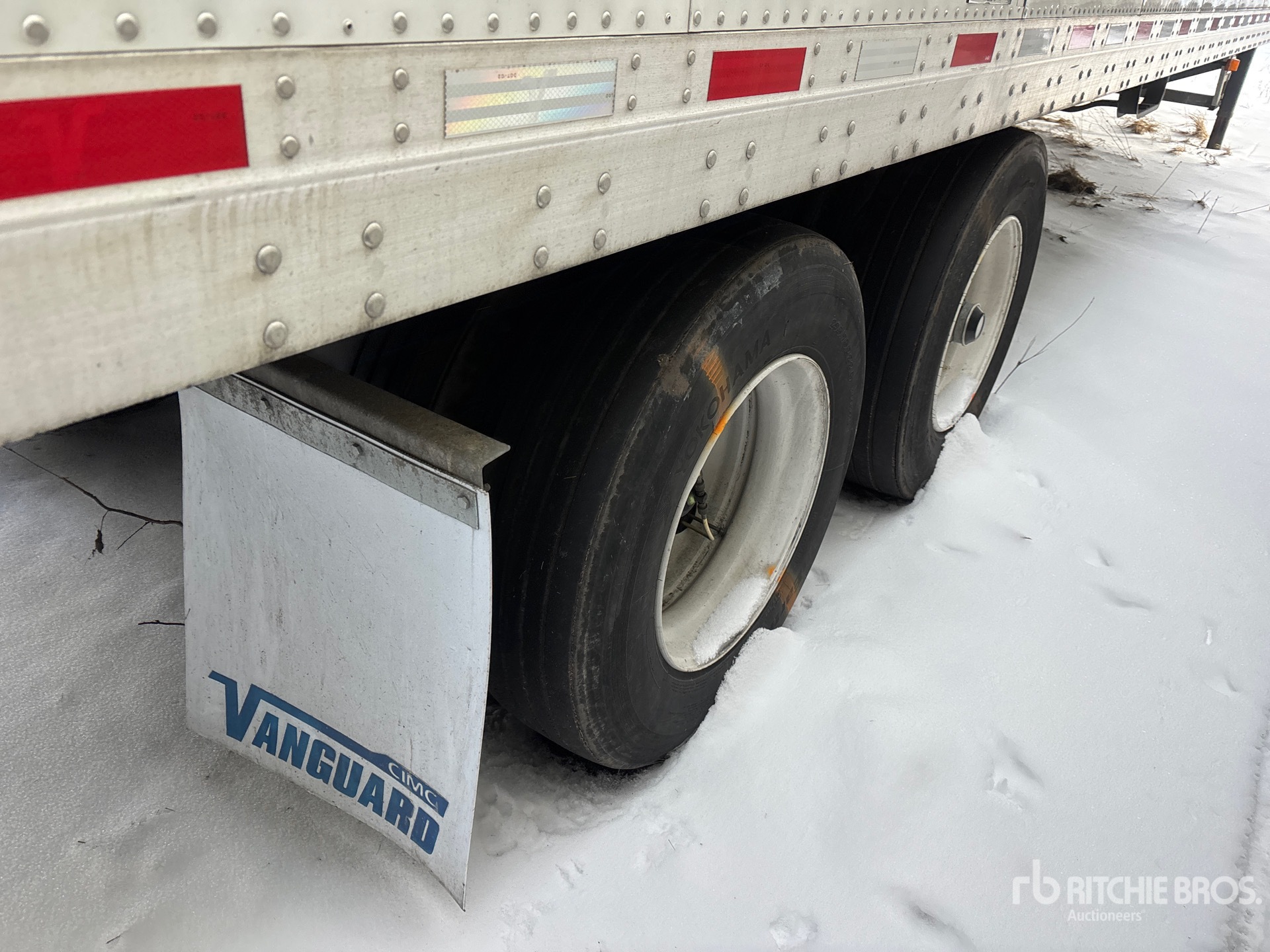 2024 Vanguard 53 ft x 102 in T/A