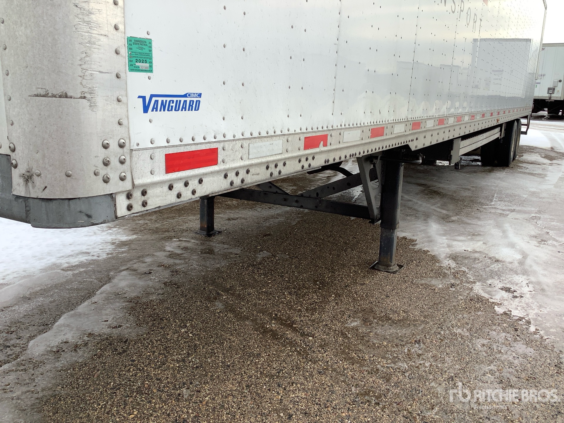 2019 Vanguard 53 ft x 102 in T/A