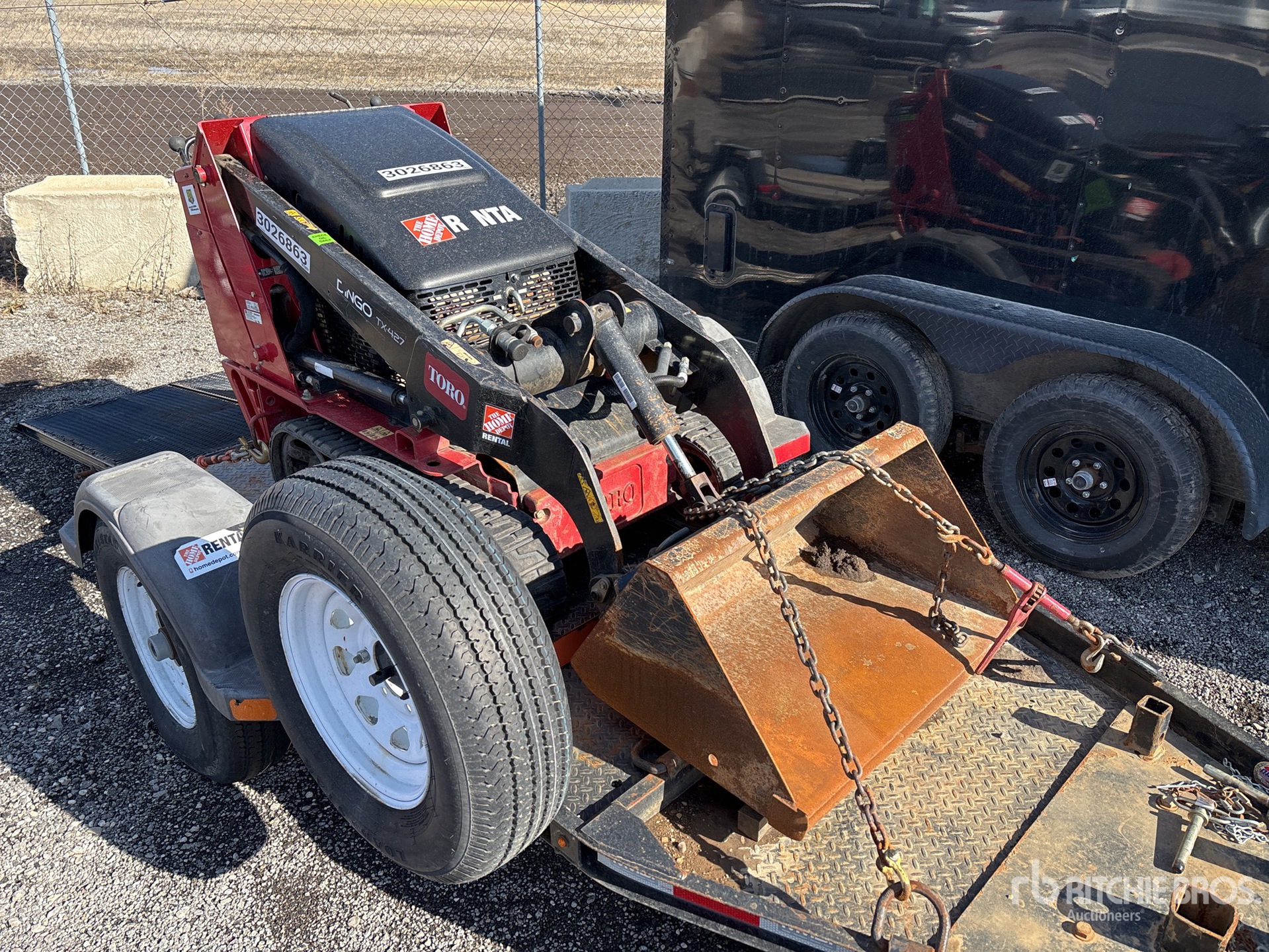 General Appearance with Picture, Right Front Corner