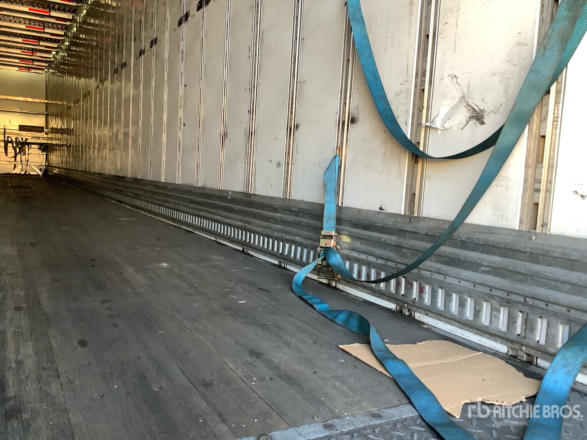 2020 Vanguard 53 ft x 102 in T/A