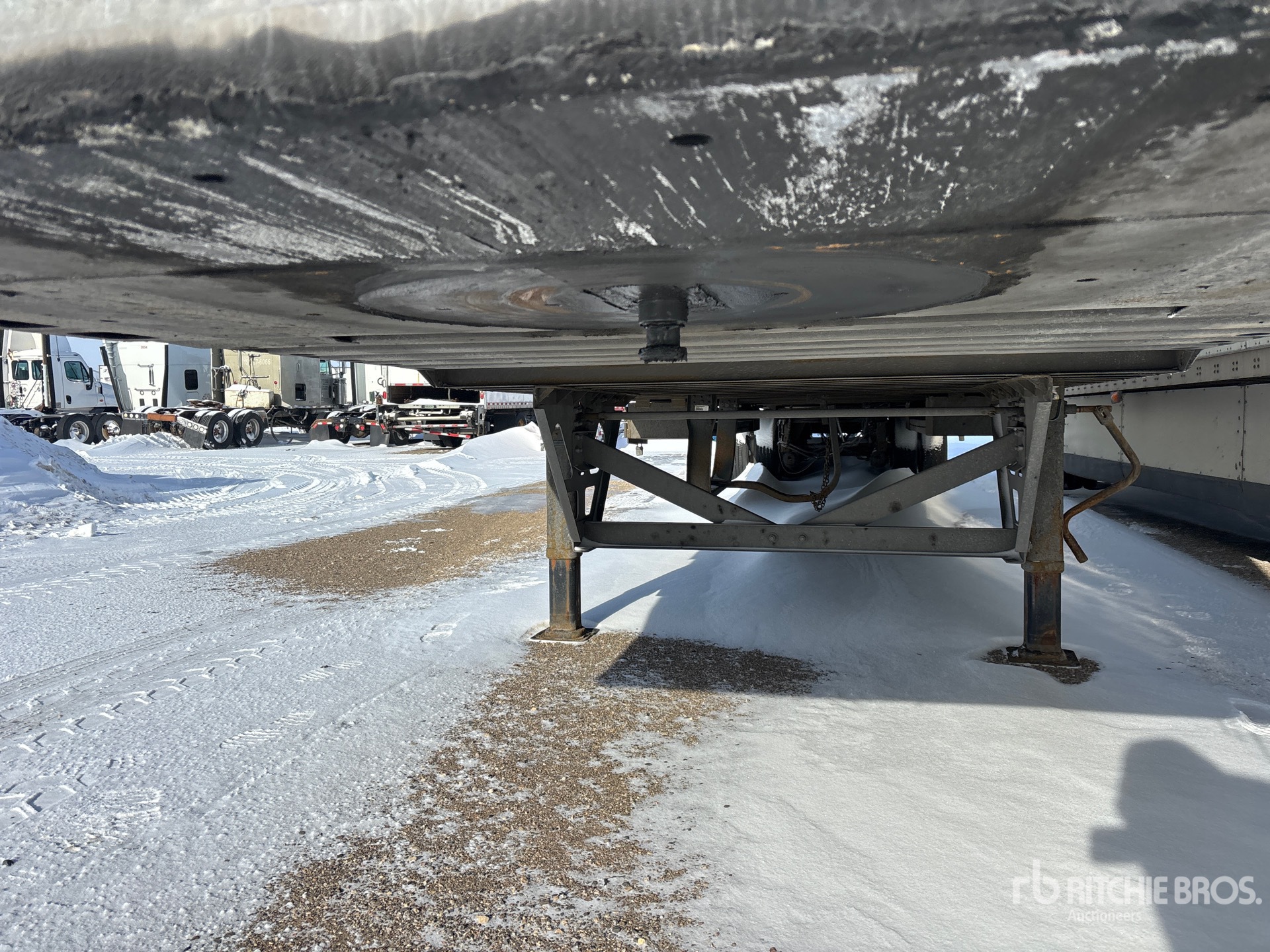 2020 Vanguard 53 ft x 102 in T/A