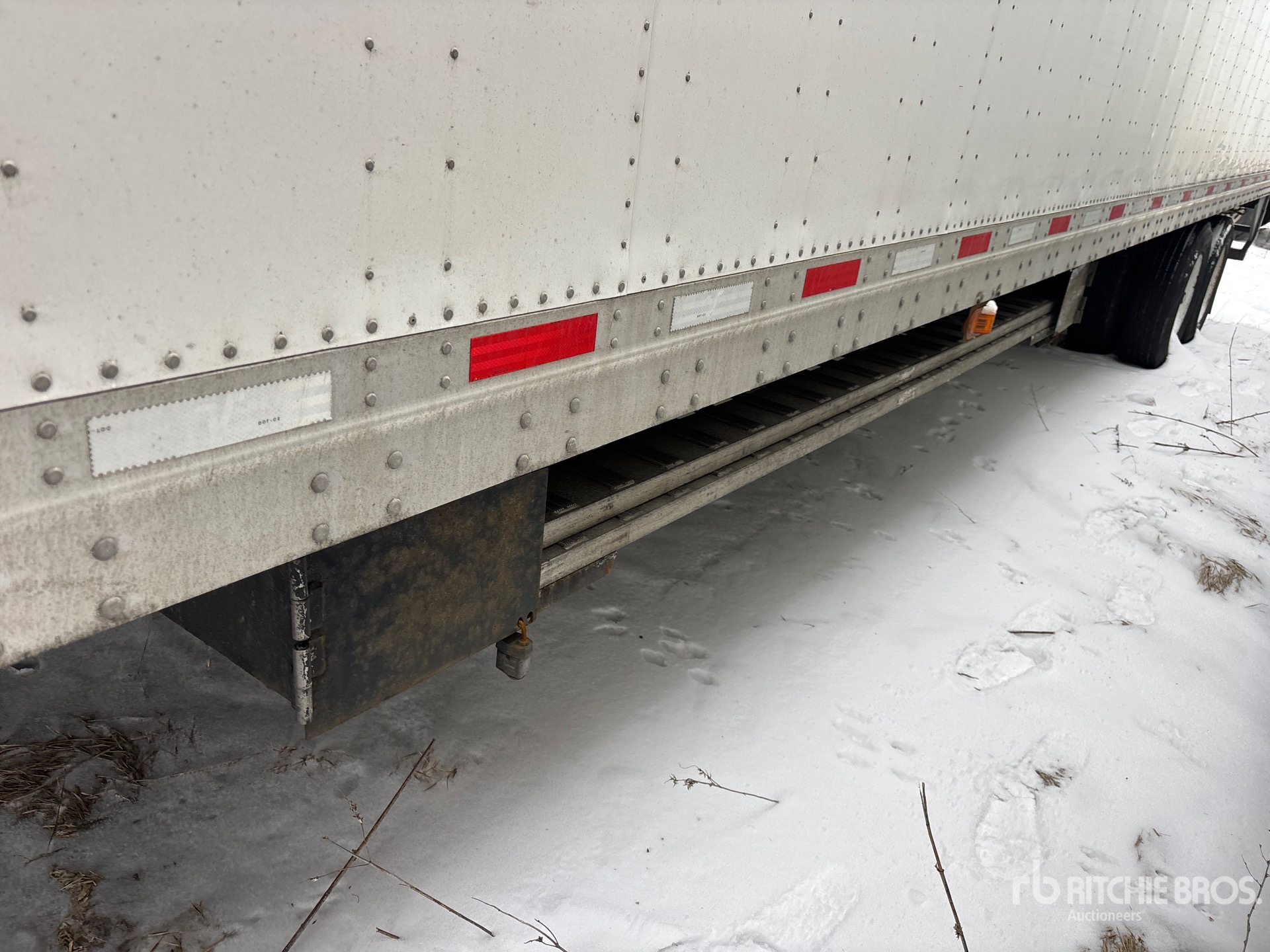 2021 Vanguard 53 ft x 102 in T/A