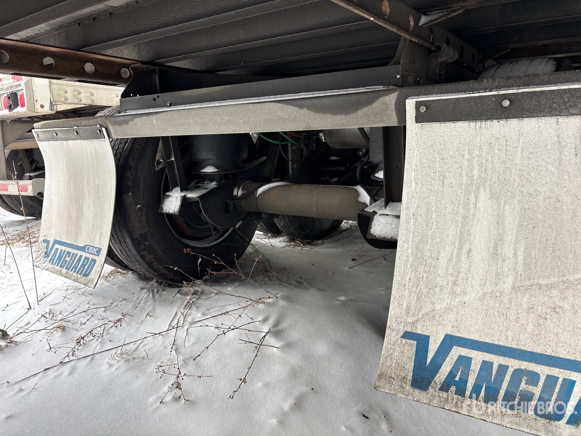 2021 Vanguard 53 ft x 102 in T/A