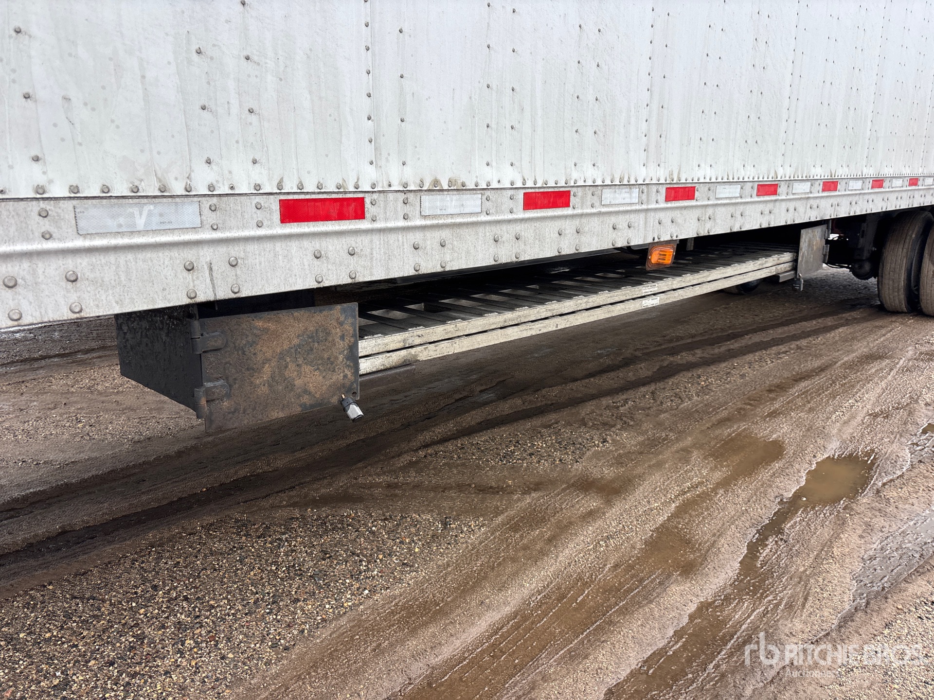 2023 Vanguard 53 ft x 102 in T/A