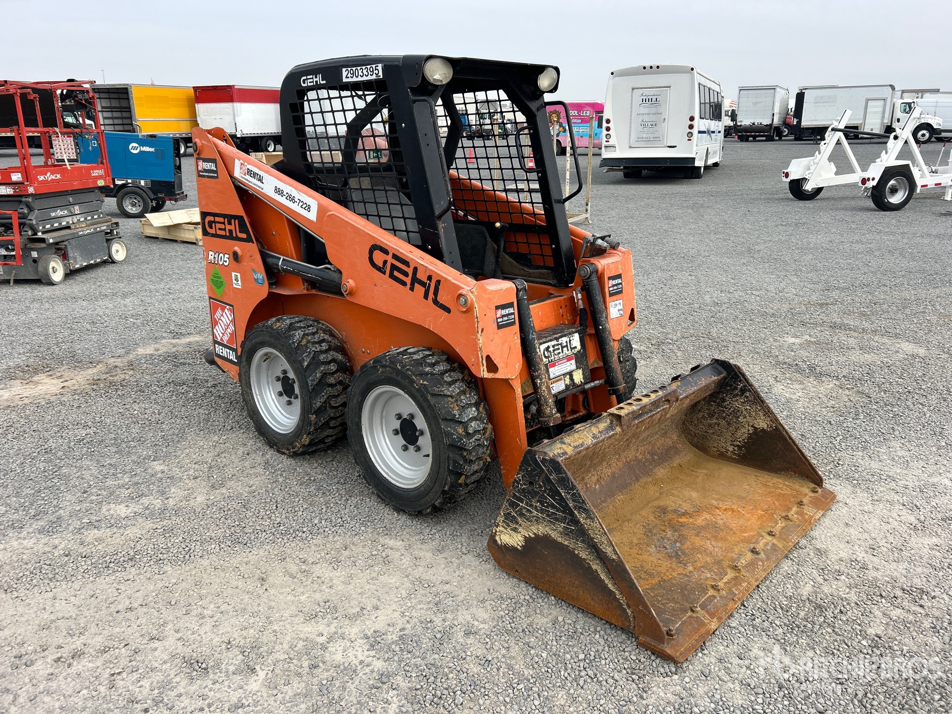 General Appearance with Picture, Right Front Corner