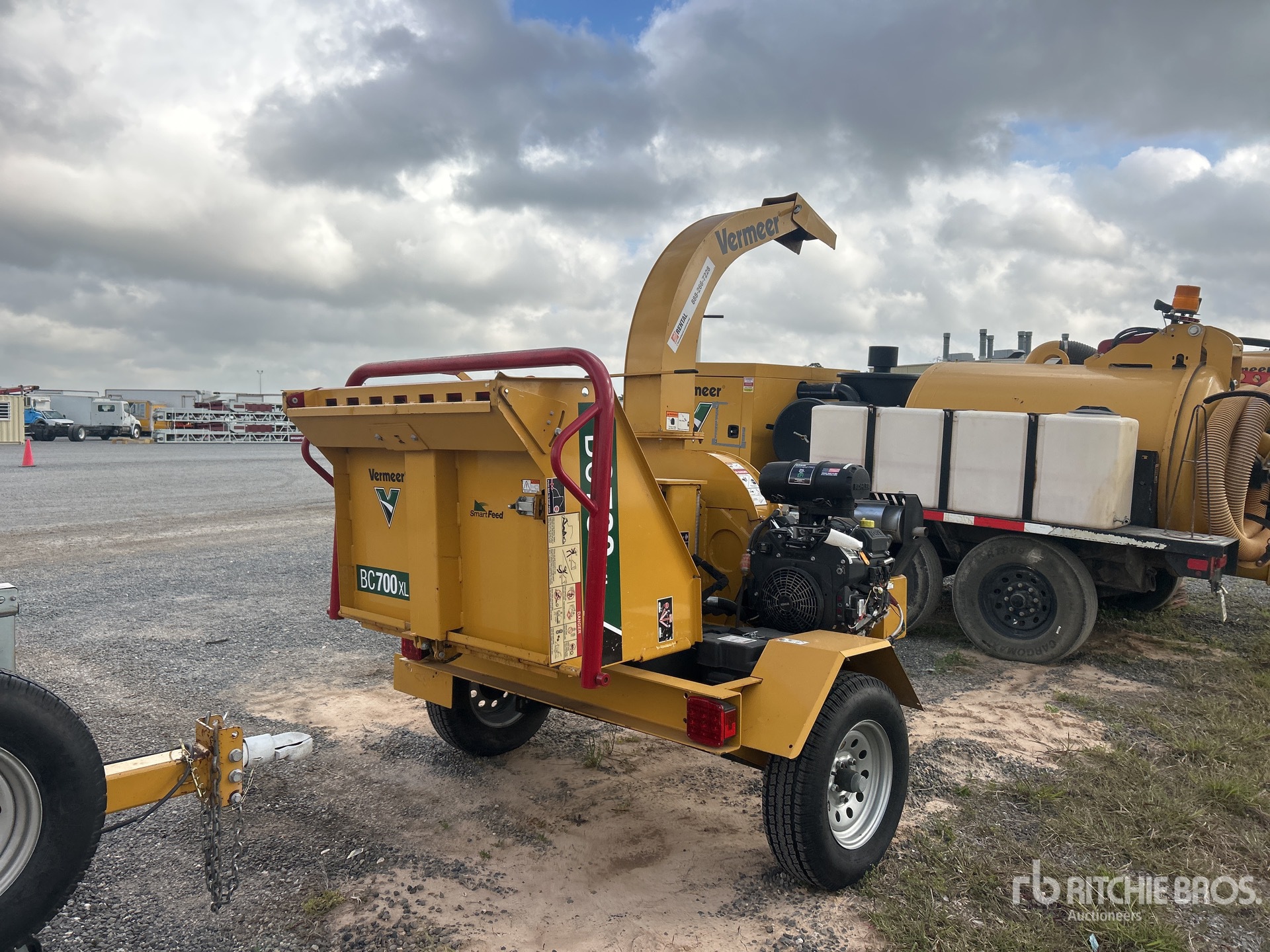 General Appearance with Imagen: esquina trasera derecha