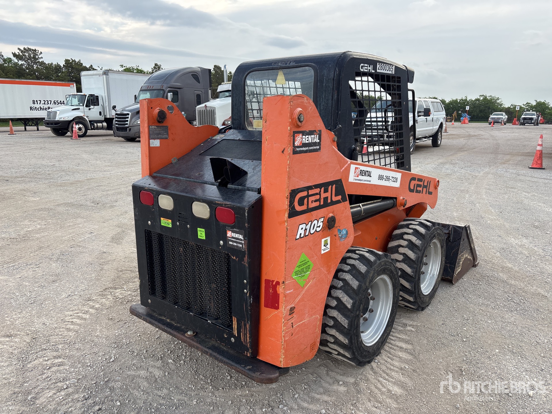 General Appearance with Picture, Right Rear Corner