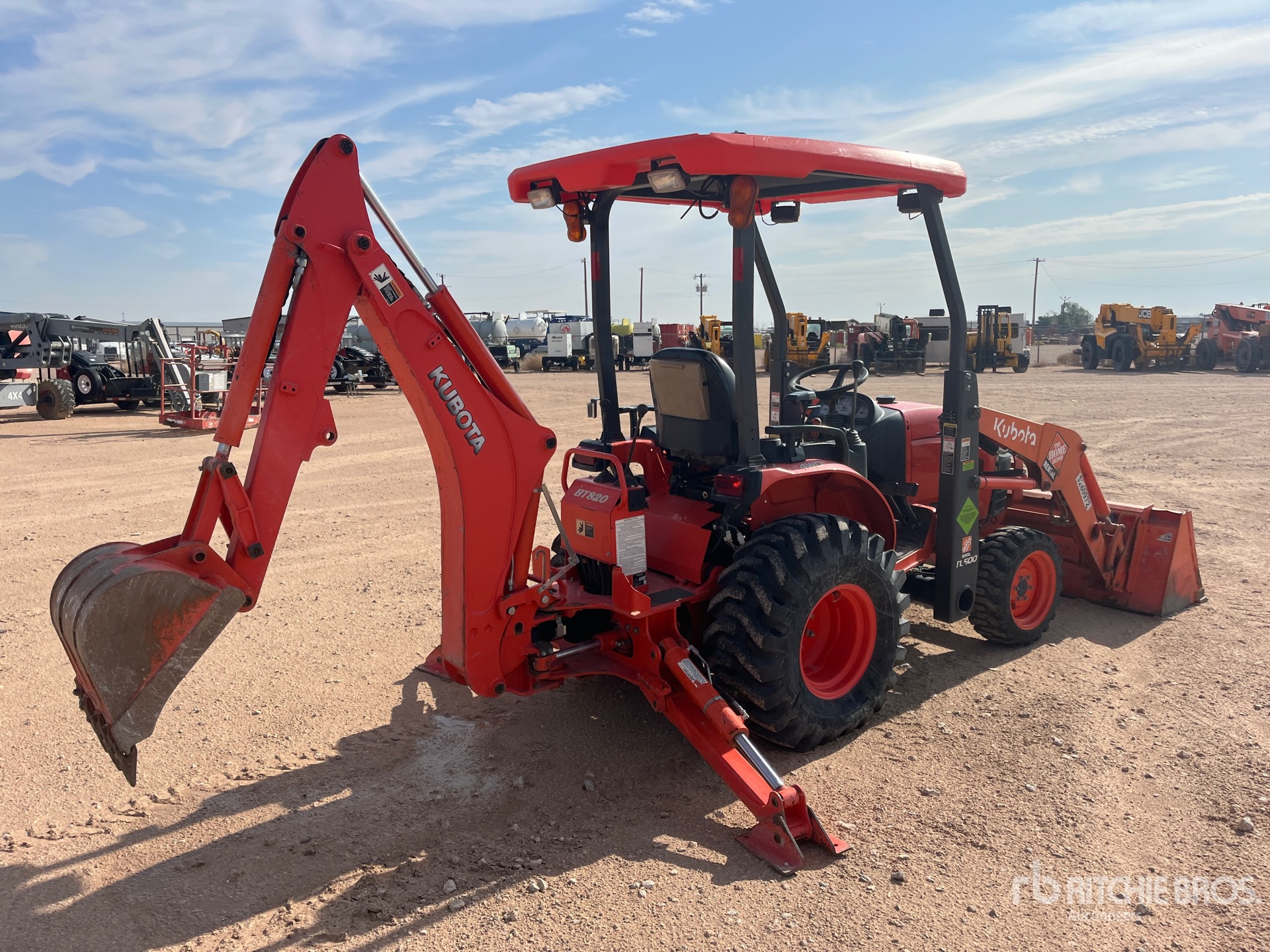 General Appearance with Foto, angolo anteriore sinistro