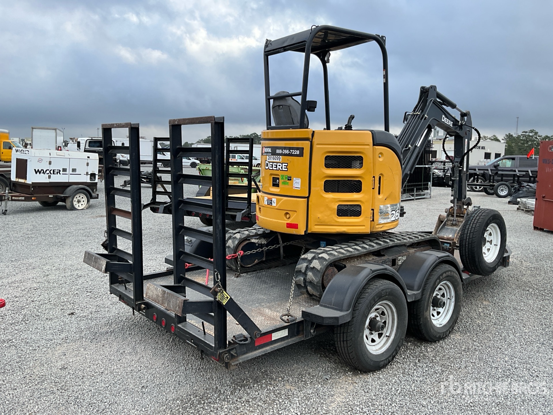 General Appearance with Picture, Right Rear Corner