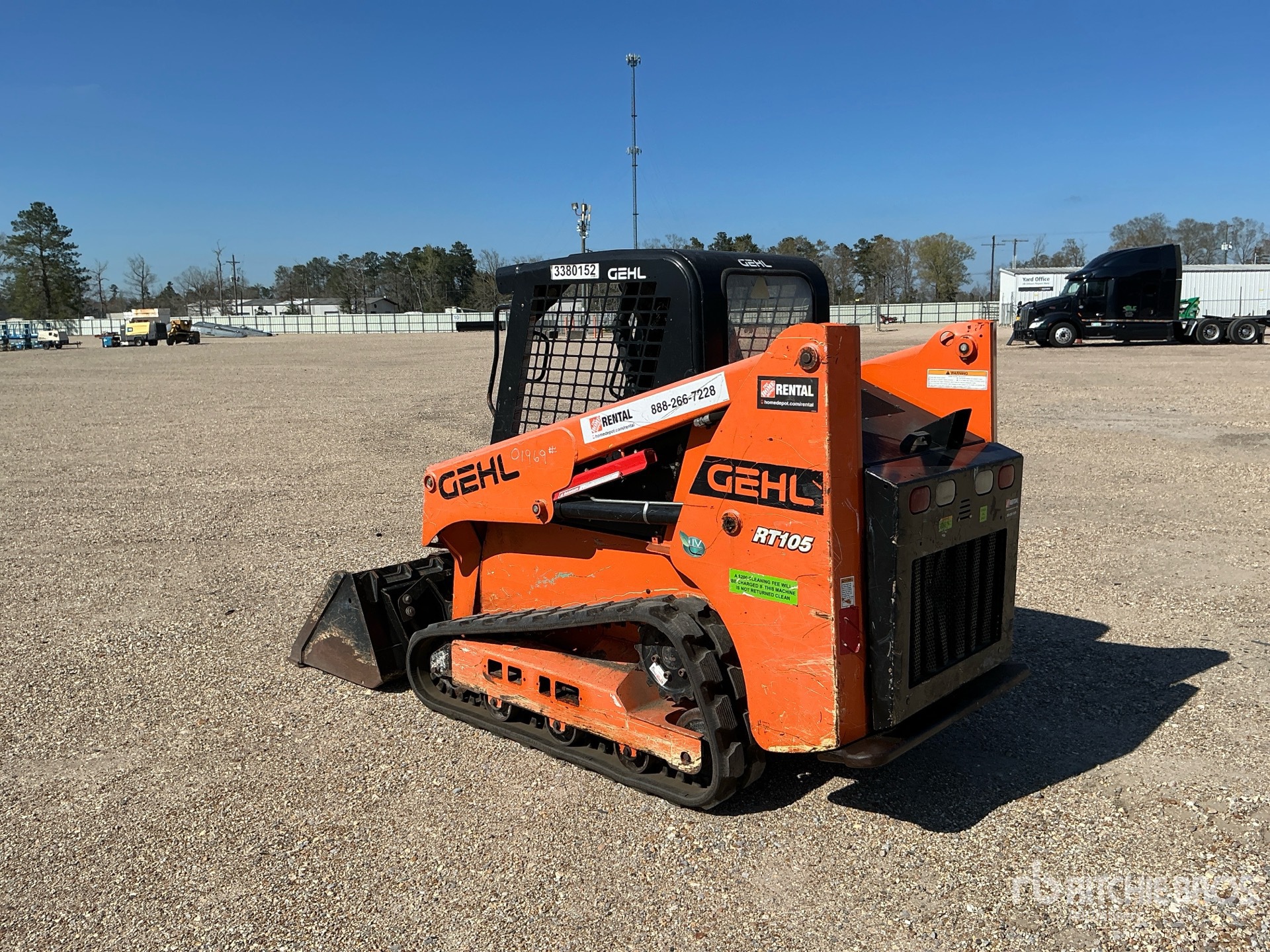 General Appearance with Picture, Left Rear Corner