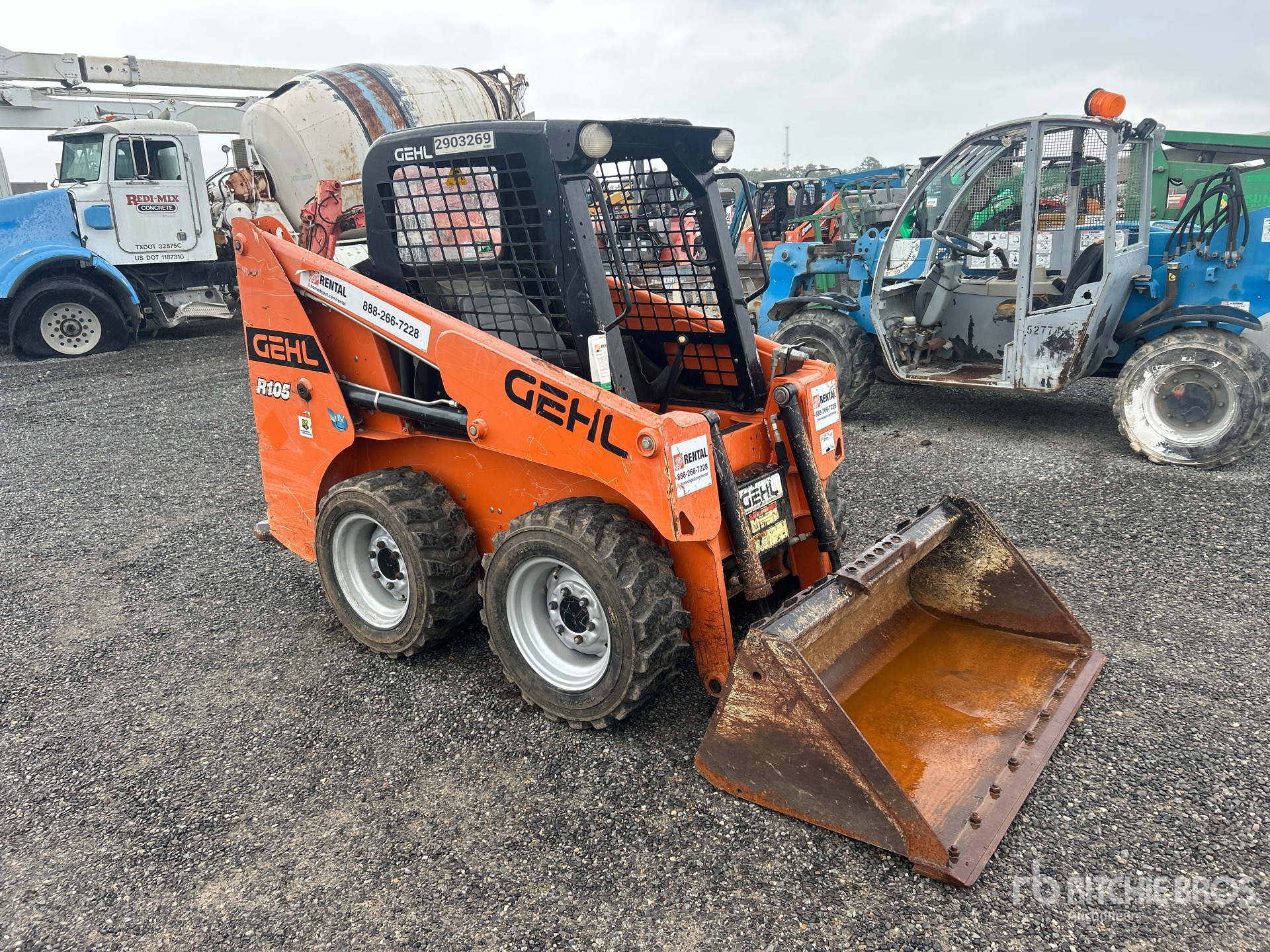 General Appearance with Picture, Right Front Corner