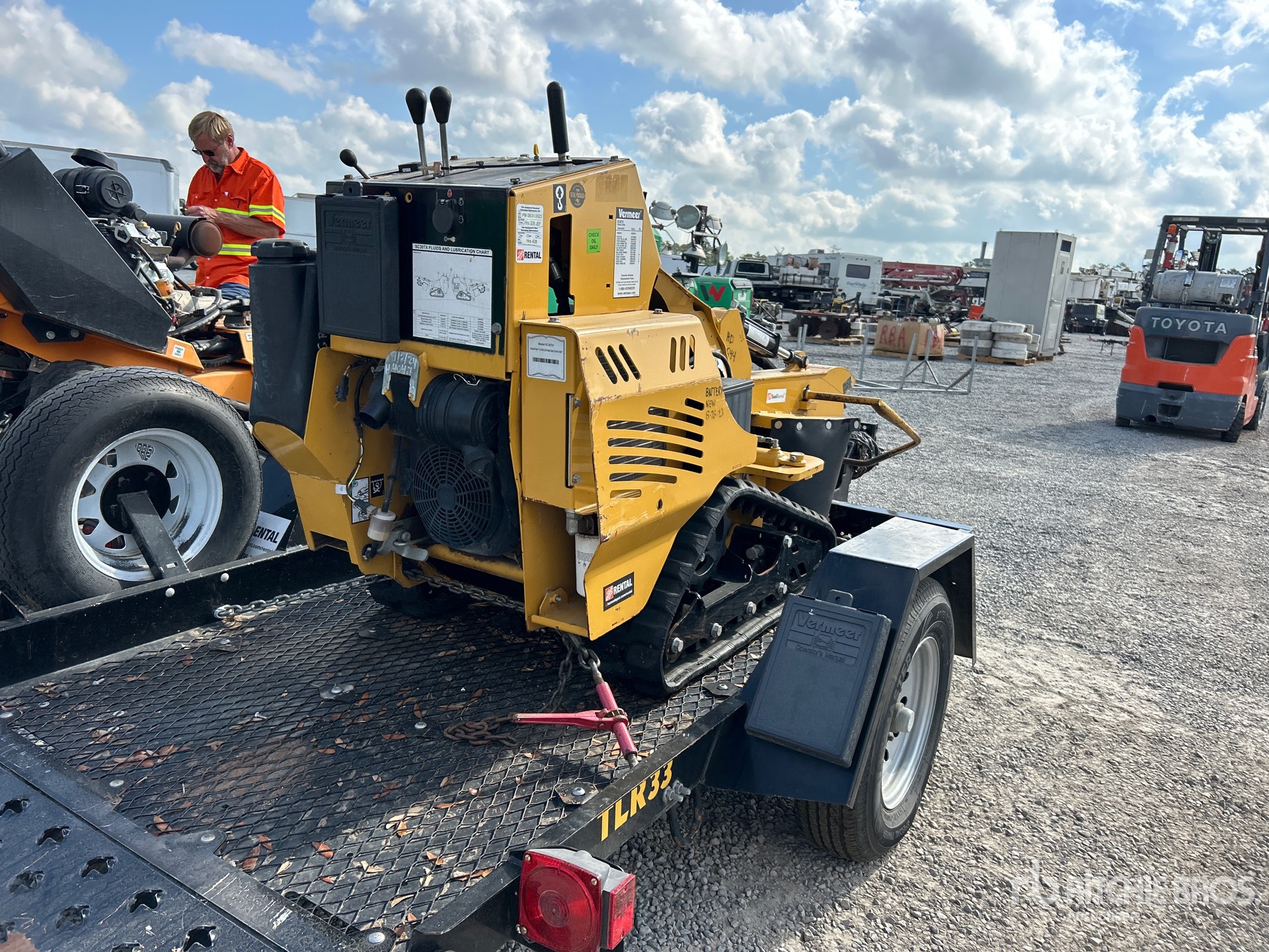 General Appearance with Bild, Ecke hinten rechts