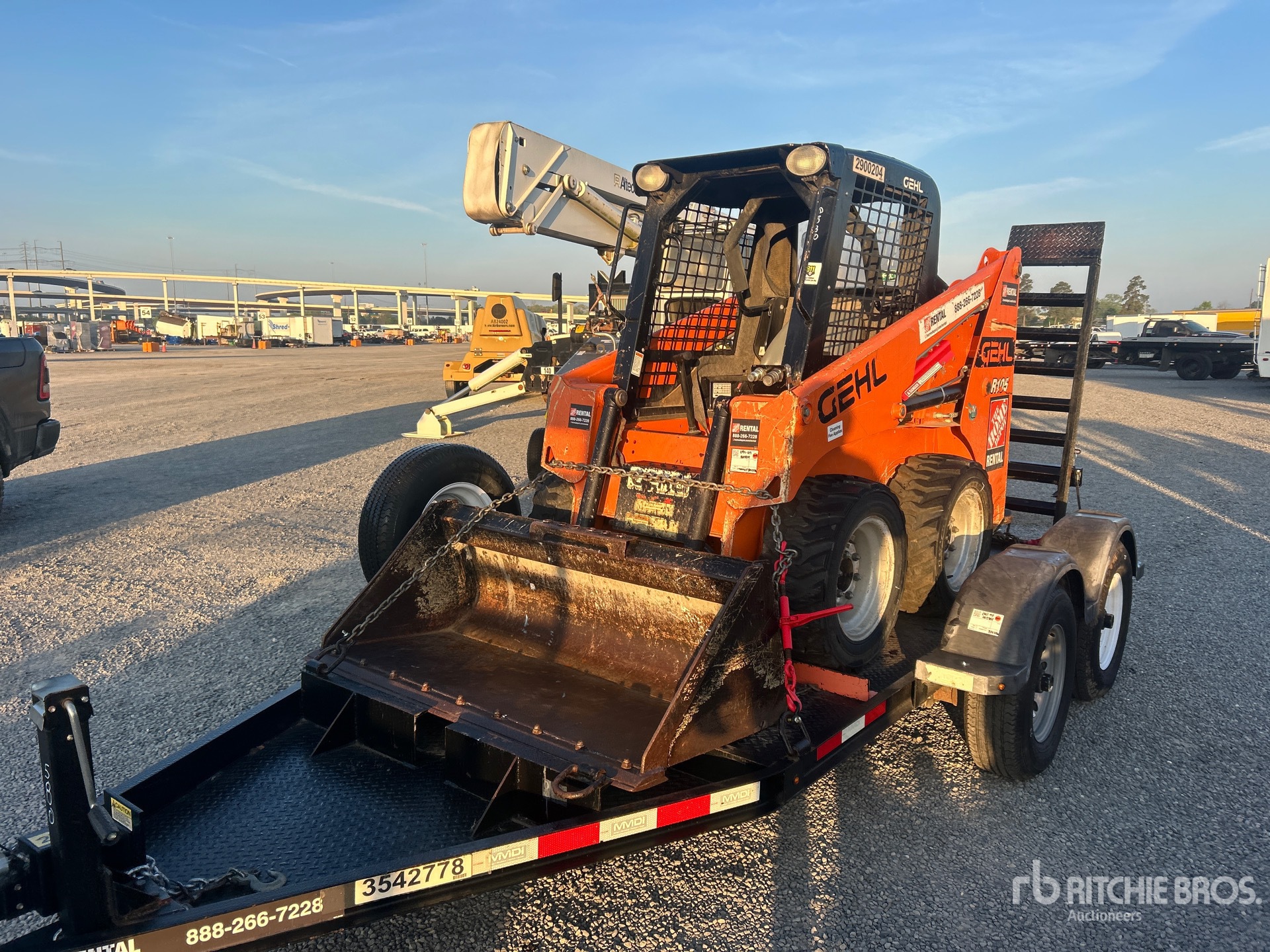 General Appearance with Picture, Left Front Corner