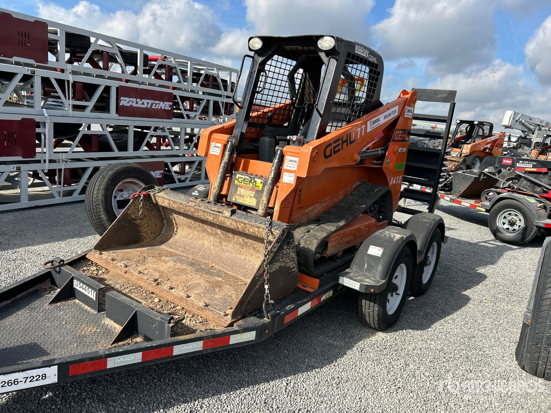 General Appearance with Picture, Left Front Corner