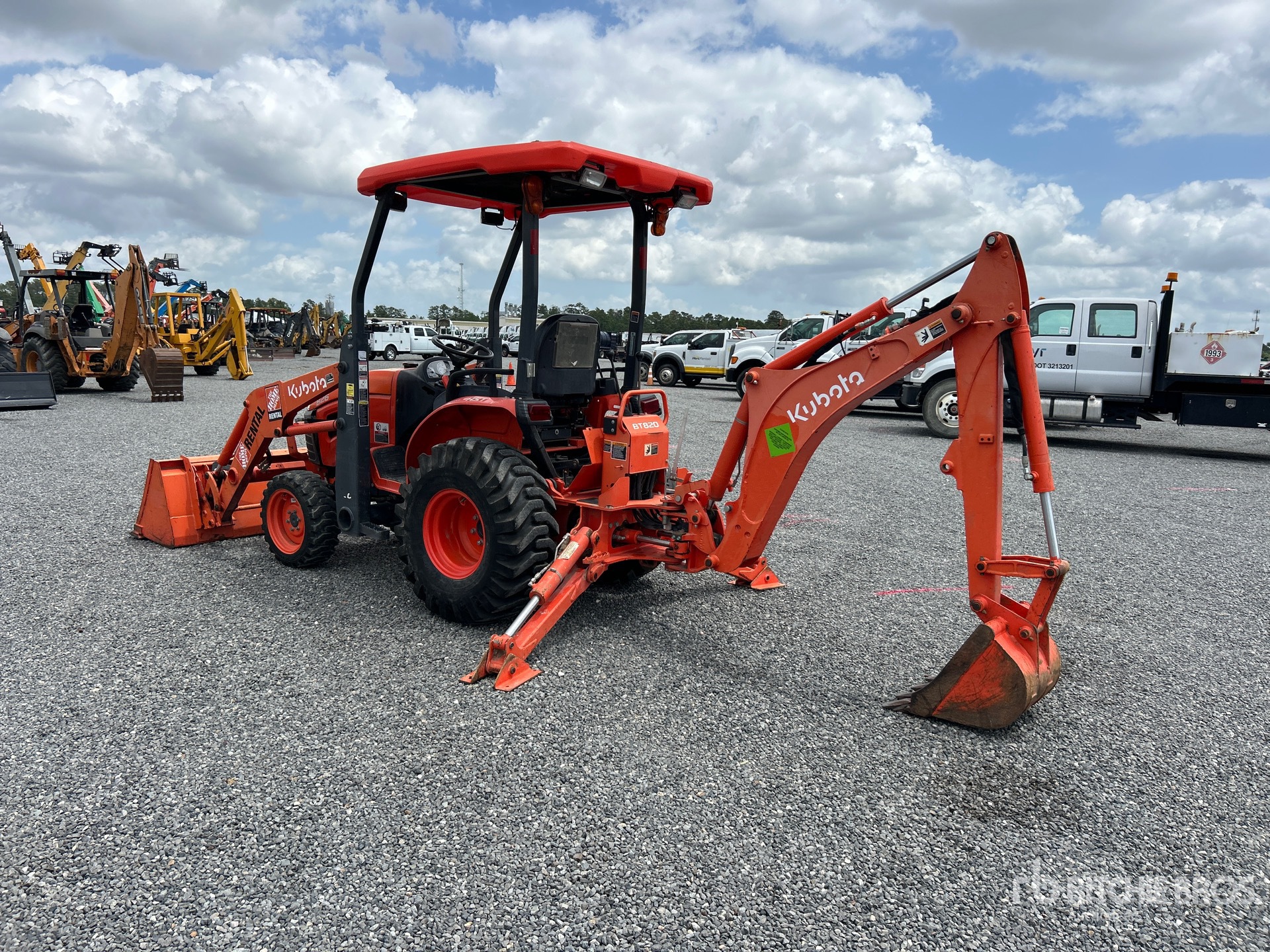 General Appearance with Zdjęcie, lewy dolny róg