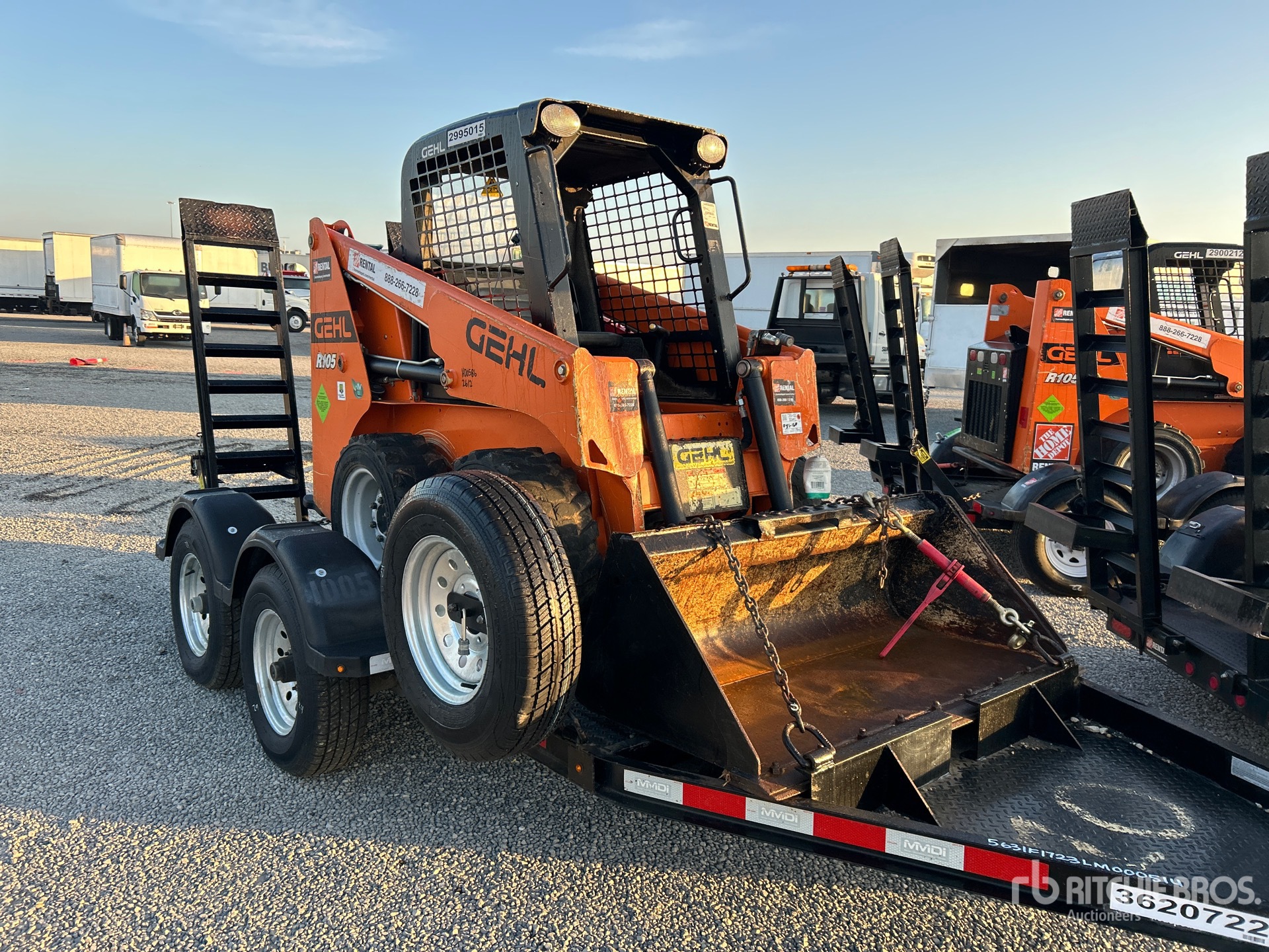 General Appearance with Picture, Right Front Corner