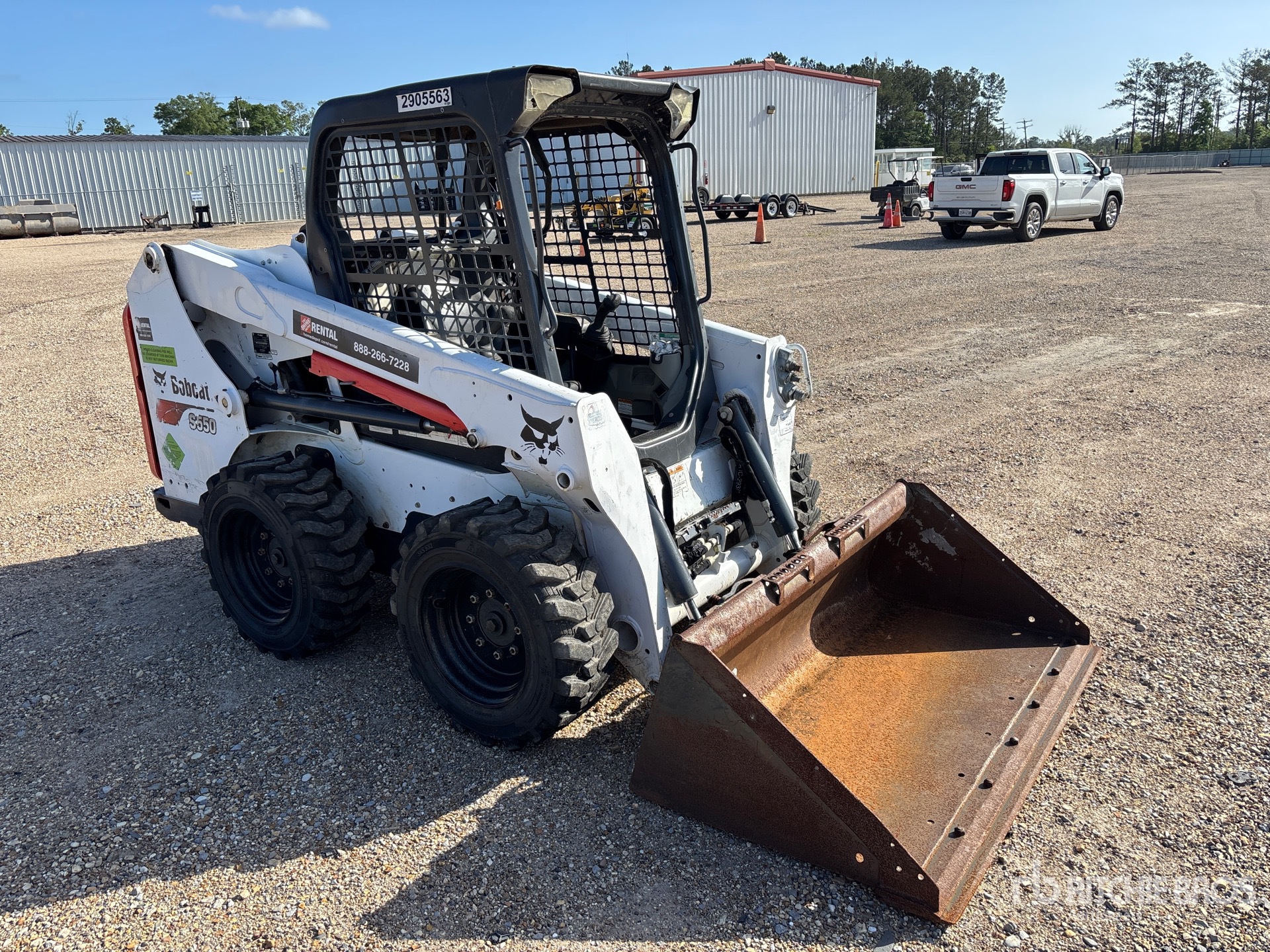 General Appearance with Picture, Right Front Corner