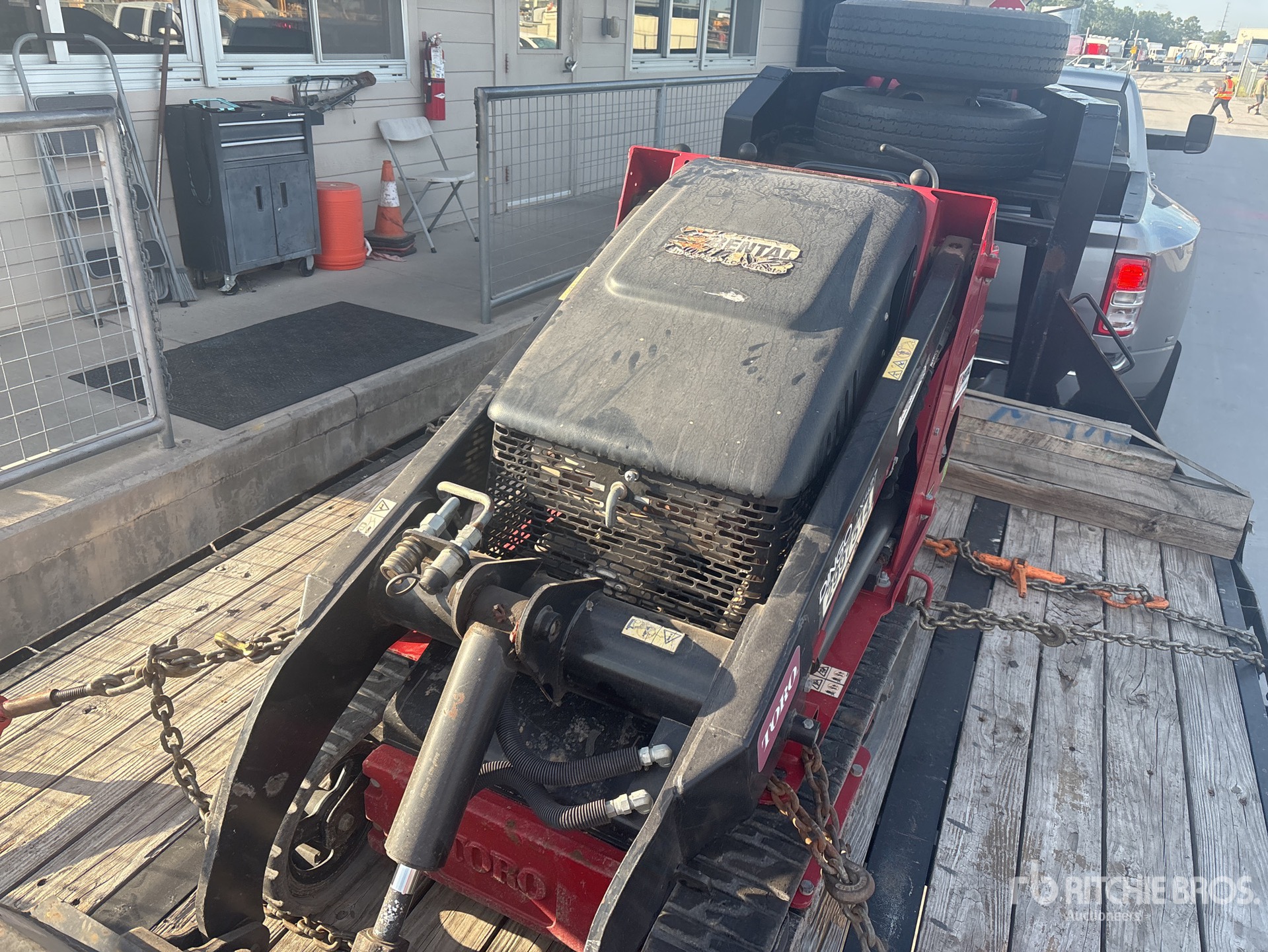Photo of a 2020 Toro TX427