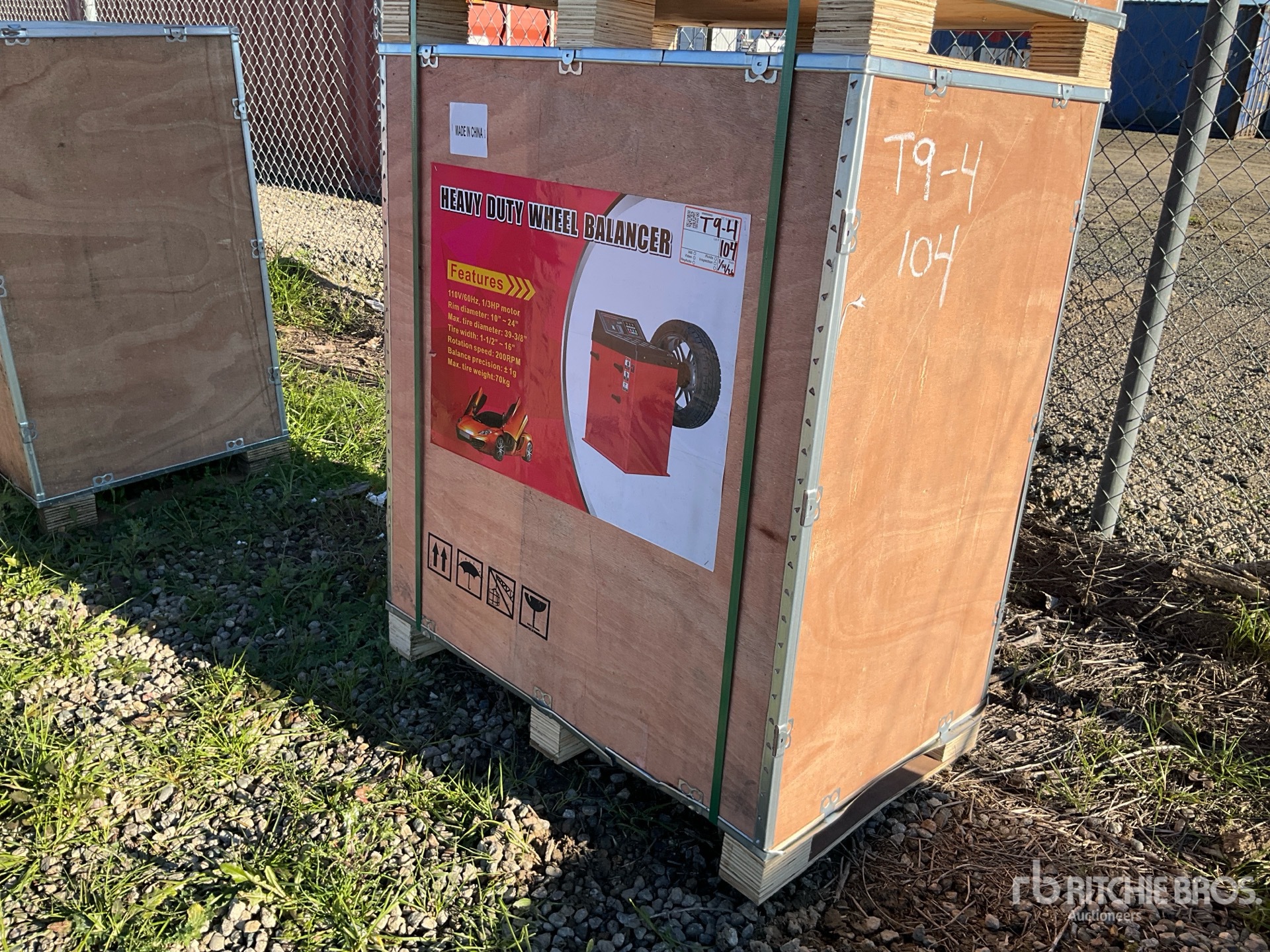 General Appearance with Picture, Left Front Corner