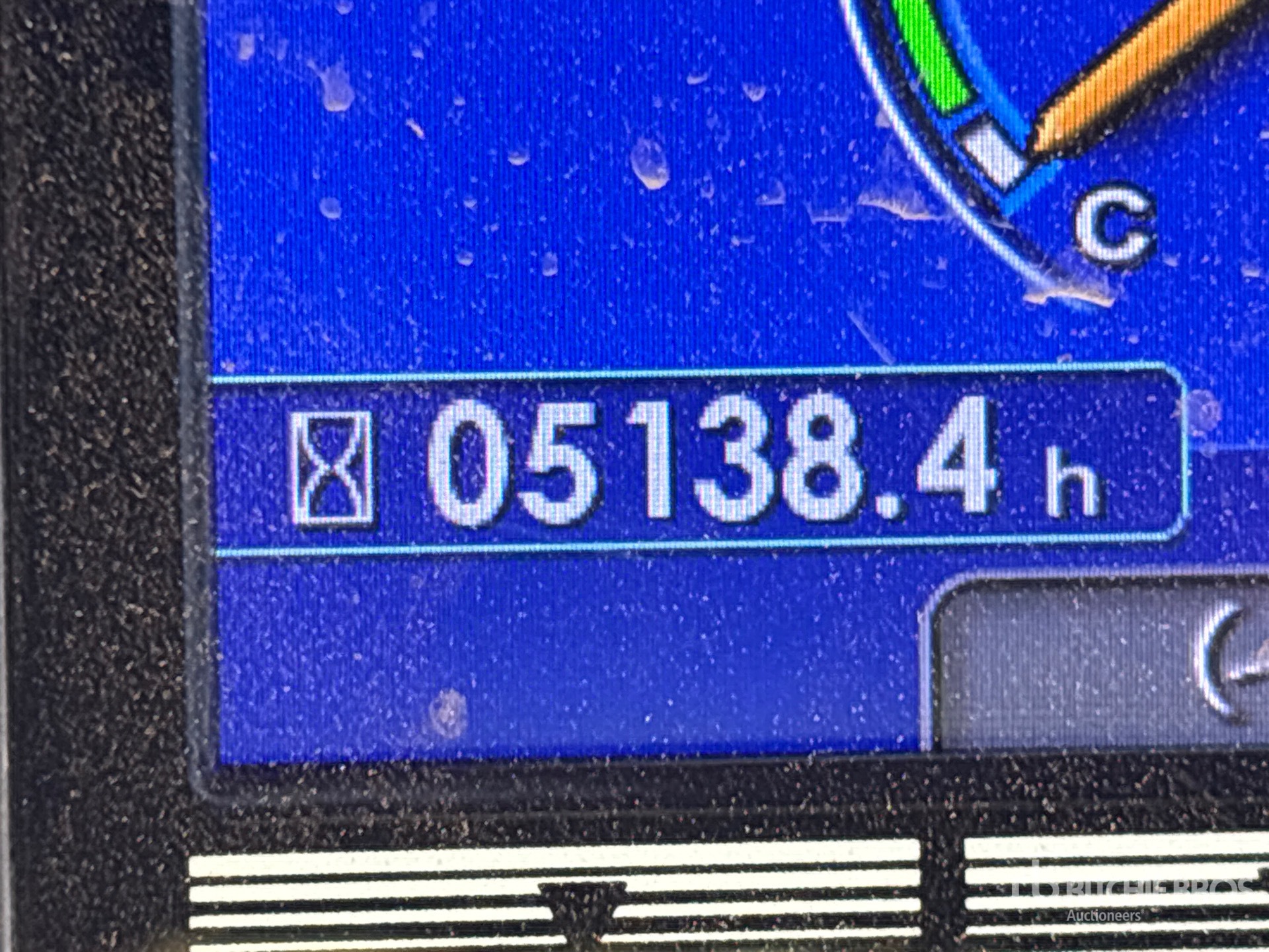 General Appearance with Hour Meter / Odometer