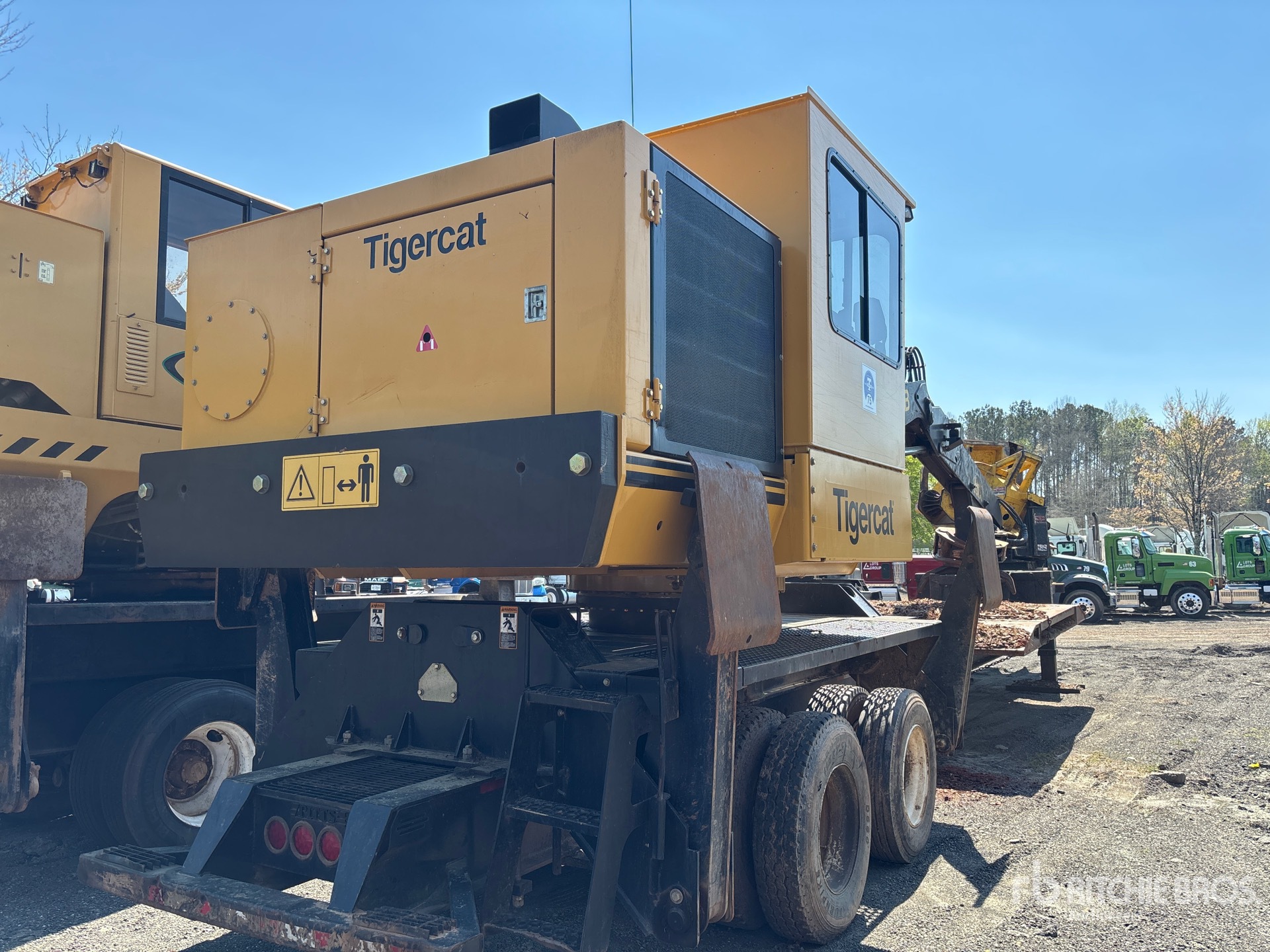 General Appearance with Bild, Ecke hinten rechts