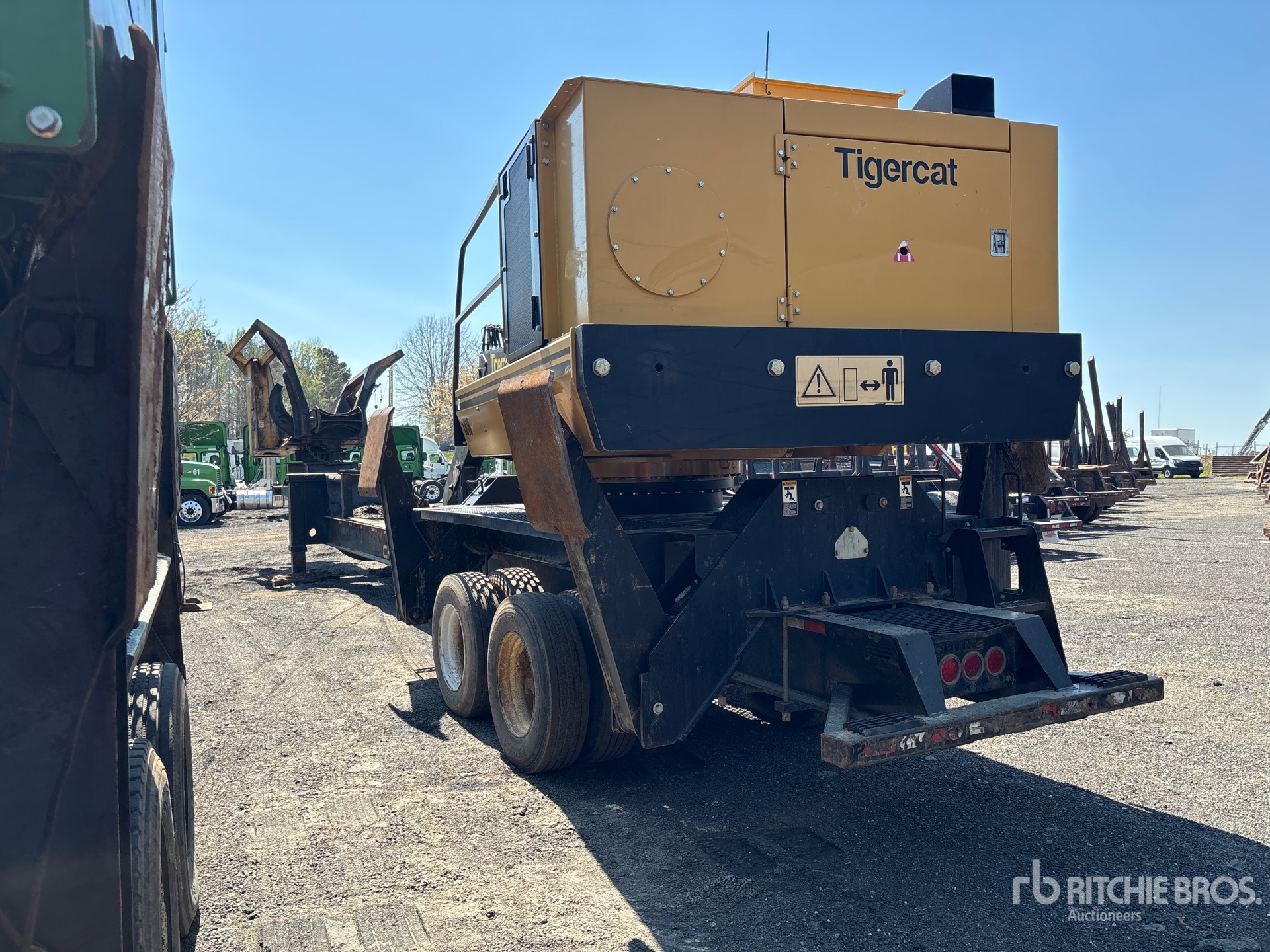 General Appearance with Bild, Ecke hinten links