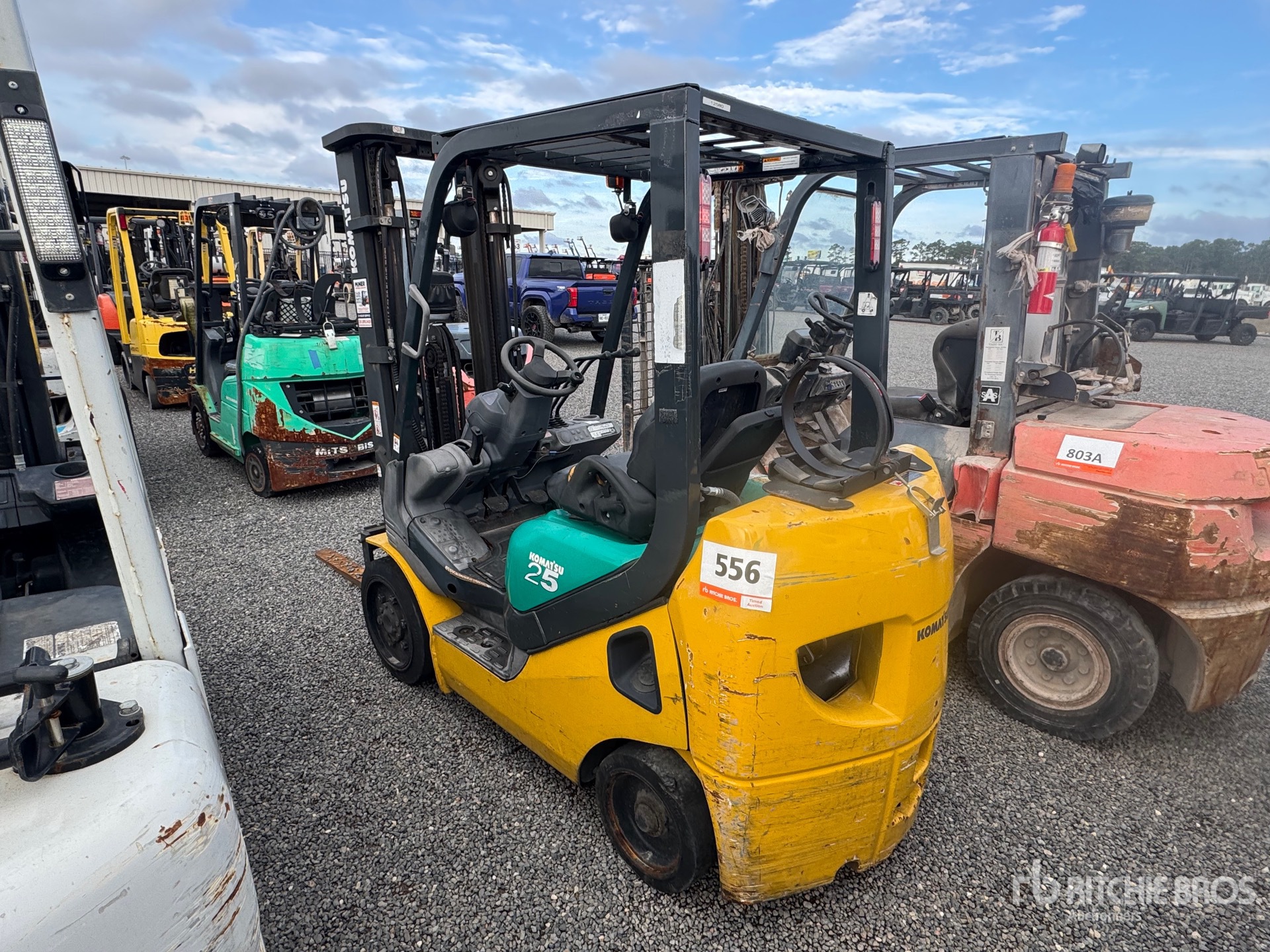 General Appearance with Bild, Ecke hinten links