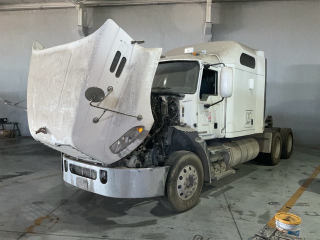 2015 Mack CXU613 6x4 T/A Sleeper Truck Tractor (Inoperable)