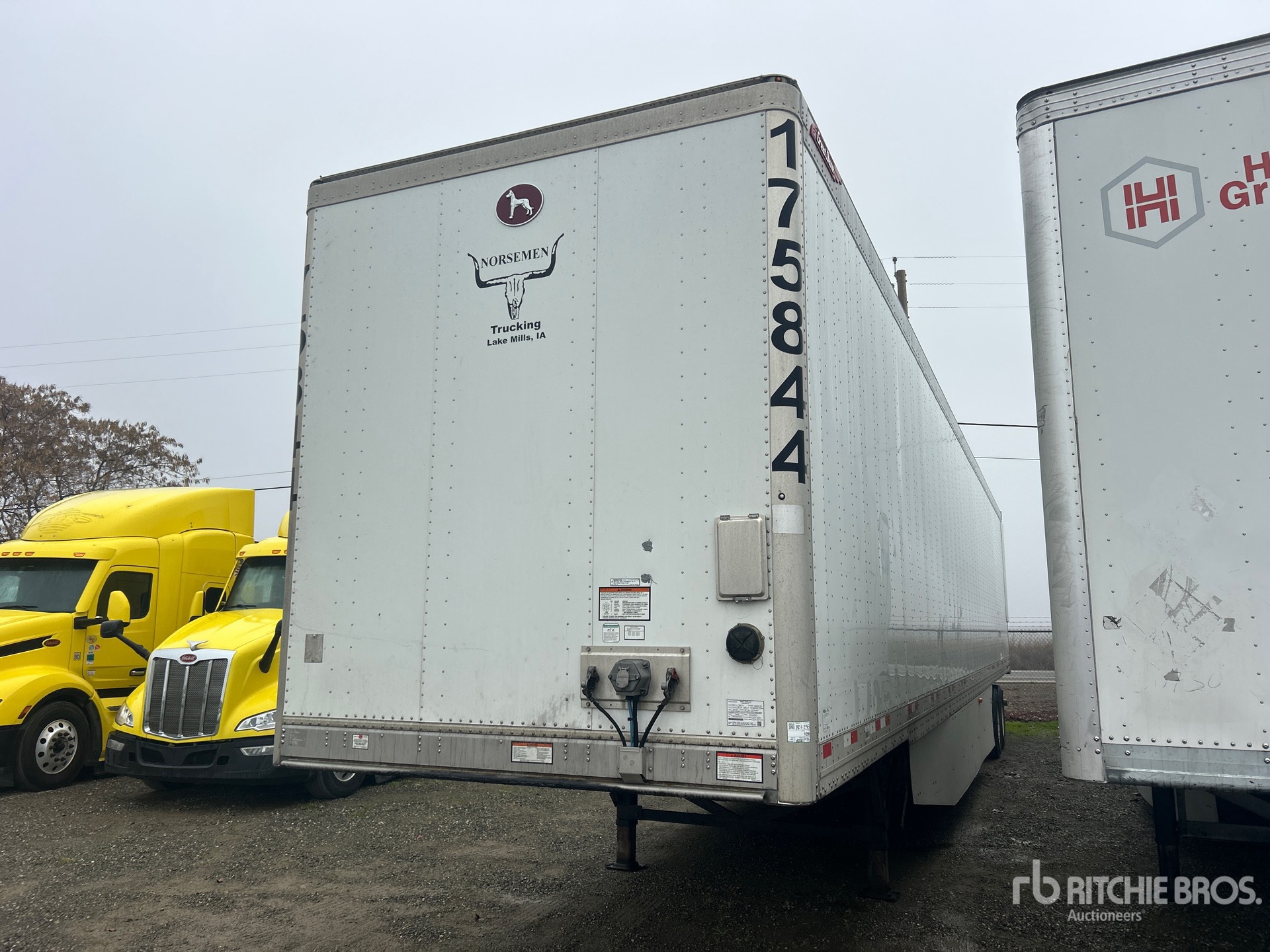 General Appearance with Featured Photo