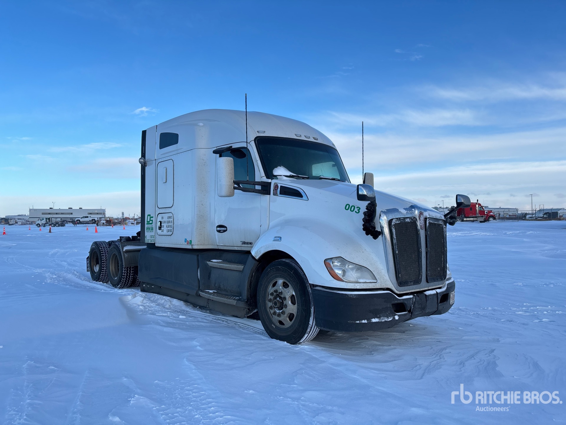 General Appearance with Picture, Right Front Corner