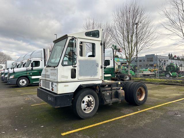2000 Ottawa Commando 30 4x2 Spotter Truck (Inoperable)