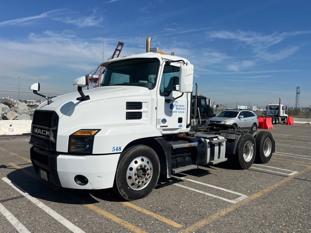 2022 Mack Anthem 6x4 T/A Day Cab Truck Tractor