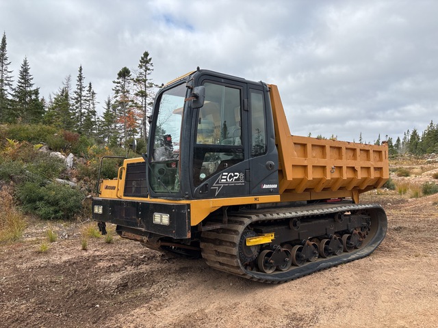 2014 Morooka MST3000 Crawler Carrier Dumper