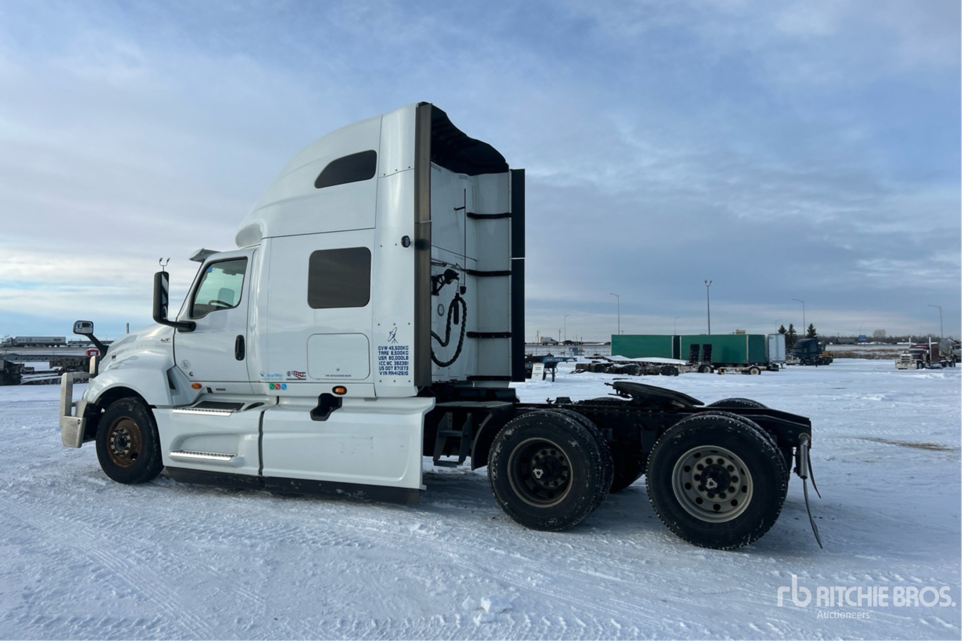 General Appearance with Picture, Left Rear Corner