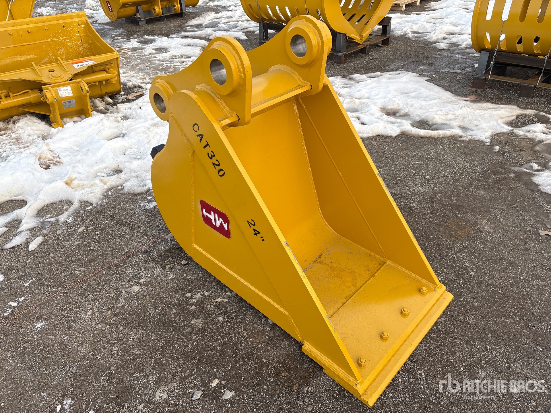 General Appearance with Bild, Ecke hinten links