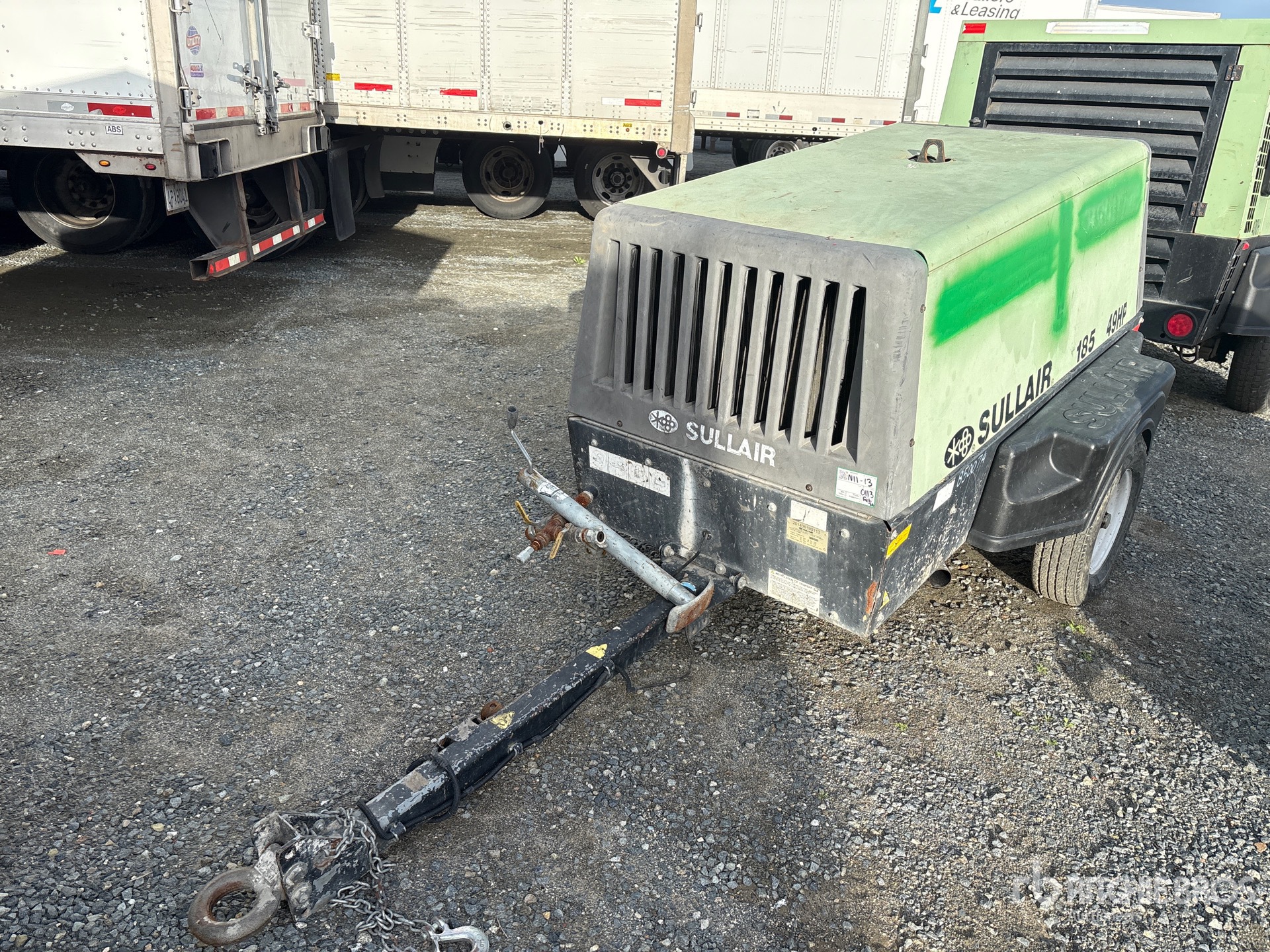 General Appearance with Bild, Ecke vorne links