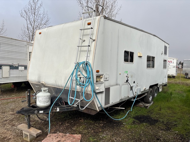 2006 Skyline 257 26 ft T/A Toy Hauler Travel Trailer