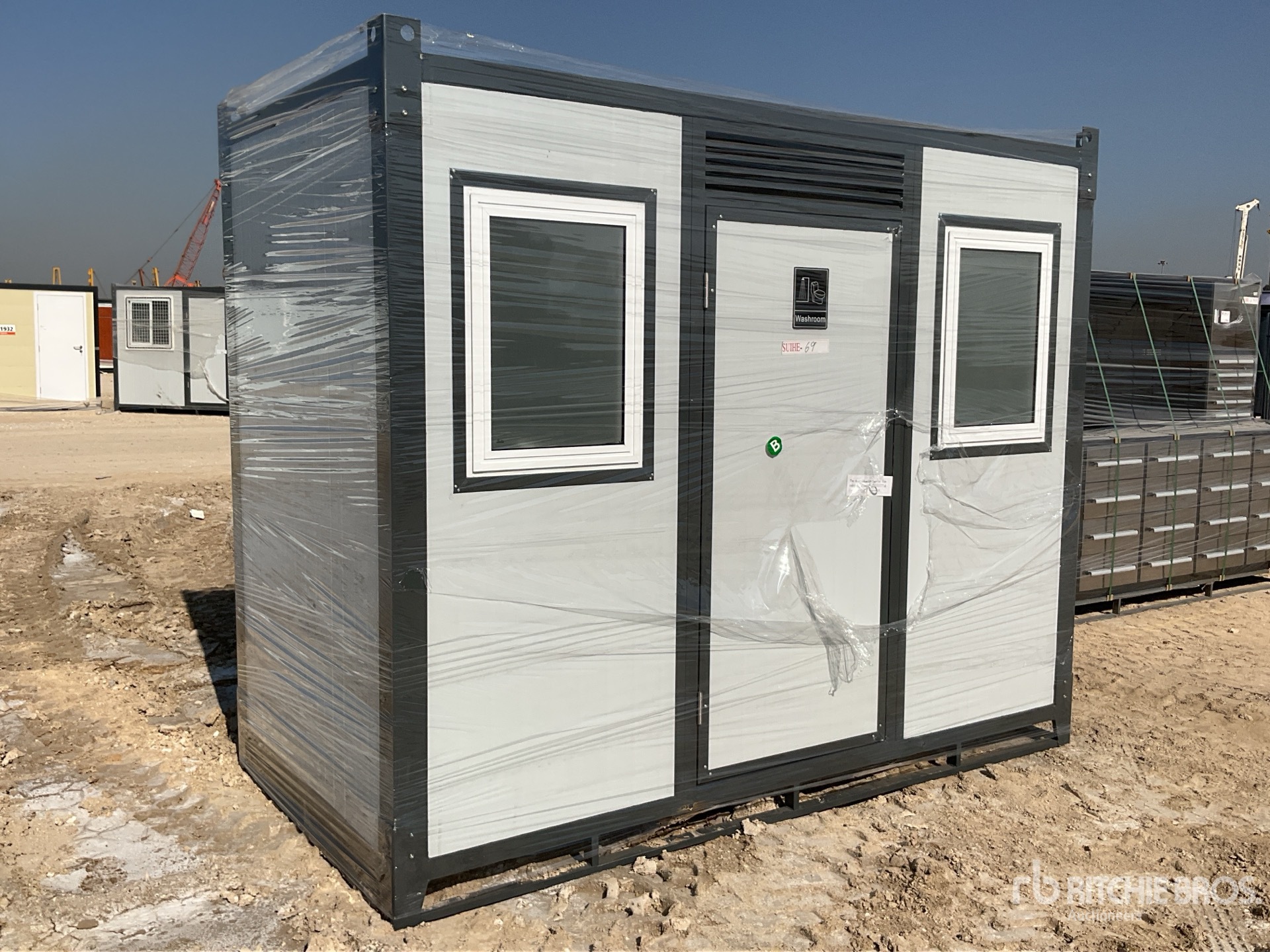 Aspect général with Image, coin avant droit