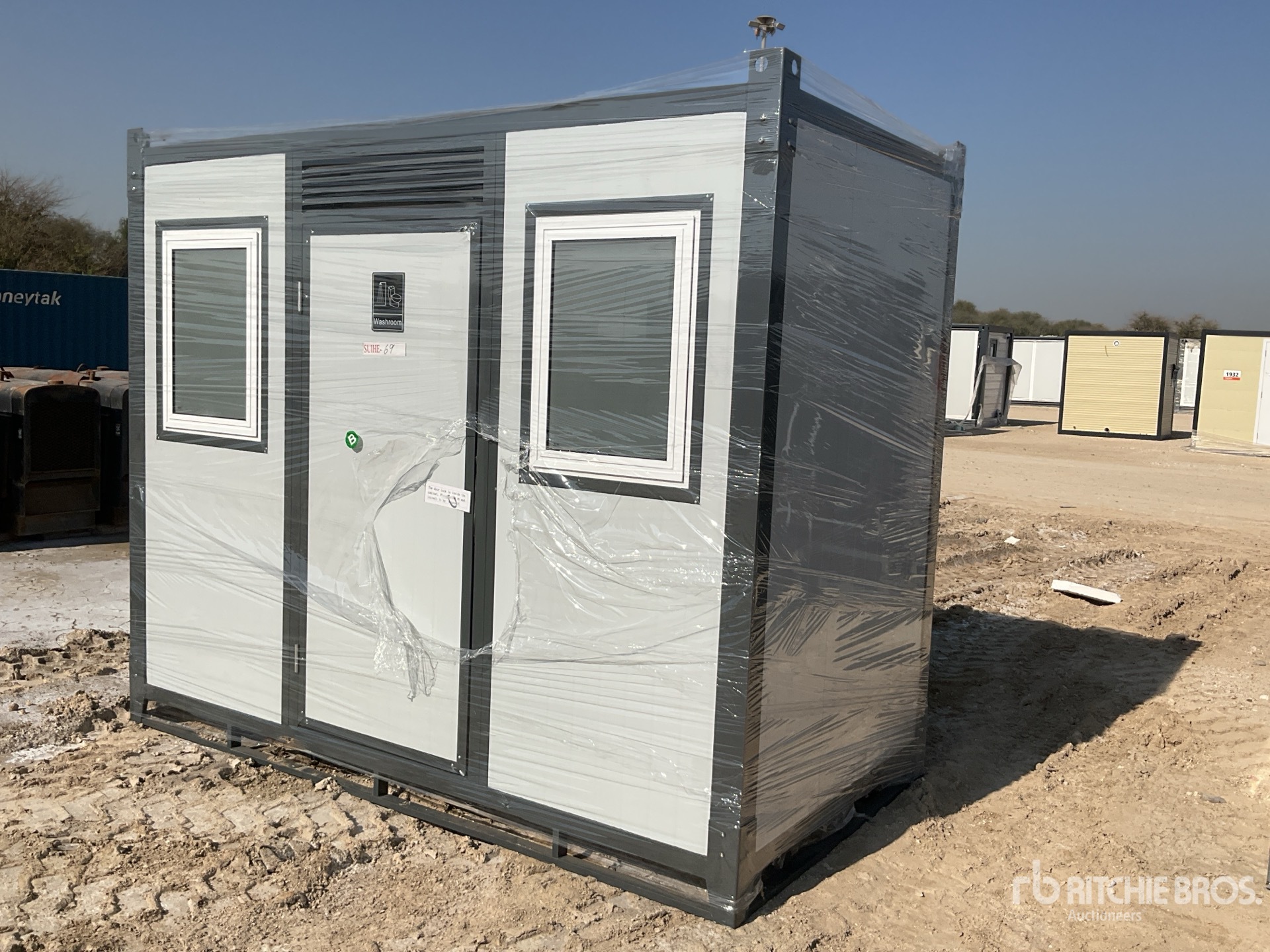 Aspect général with Image, coin avant gauche