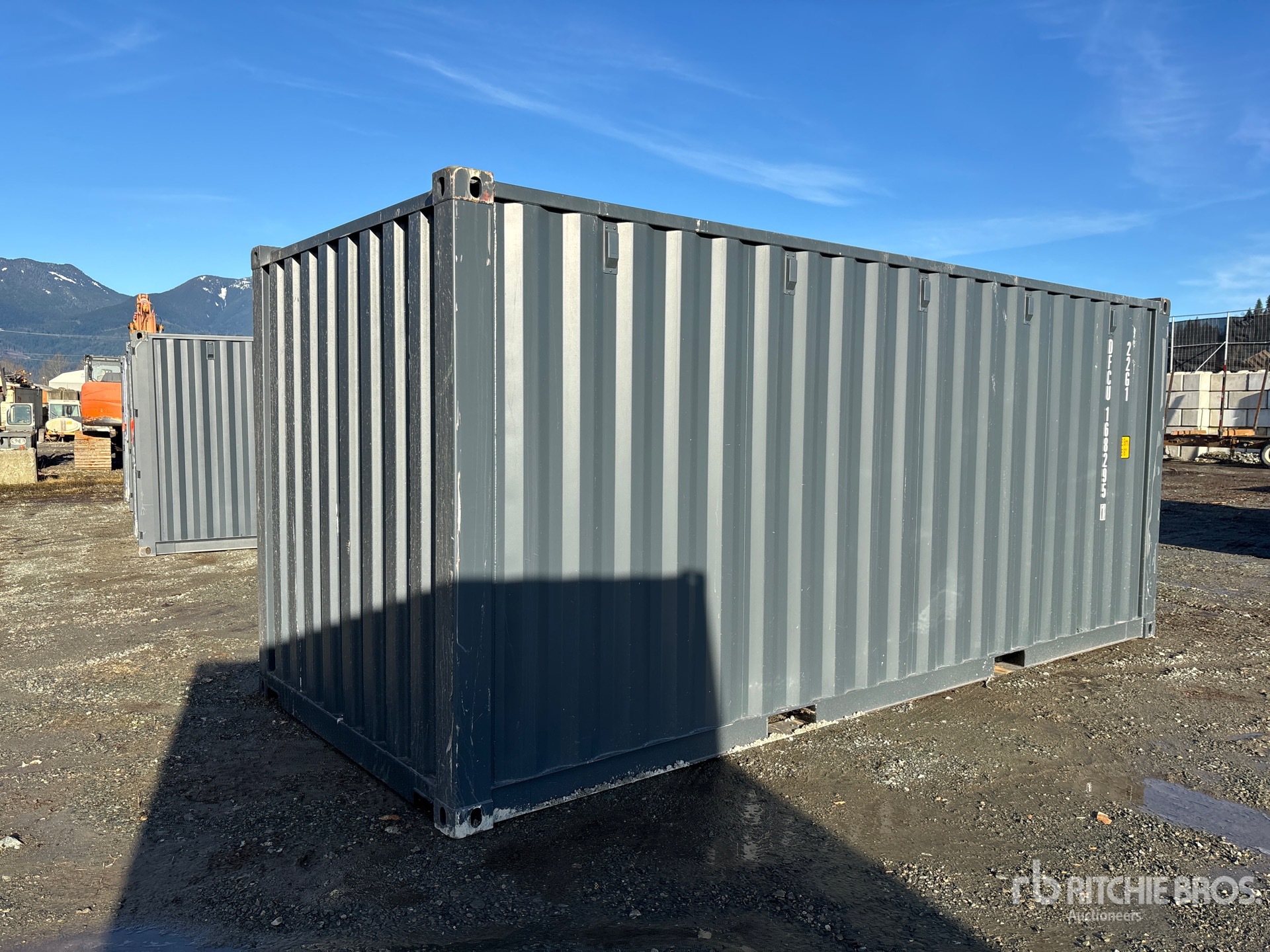 General Appearance with Picture, Right Rear Corner