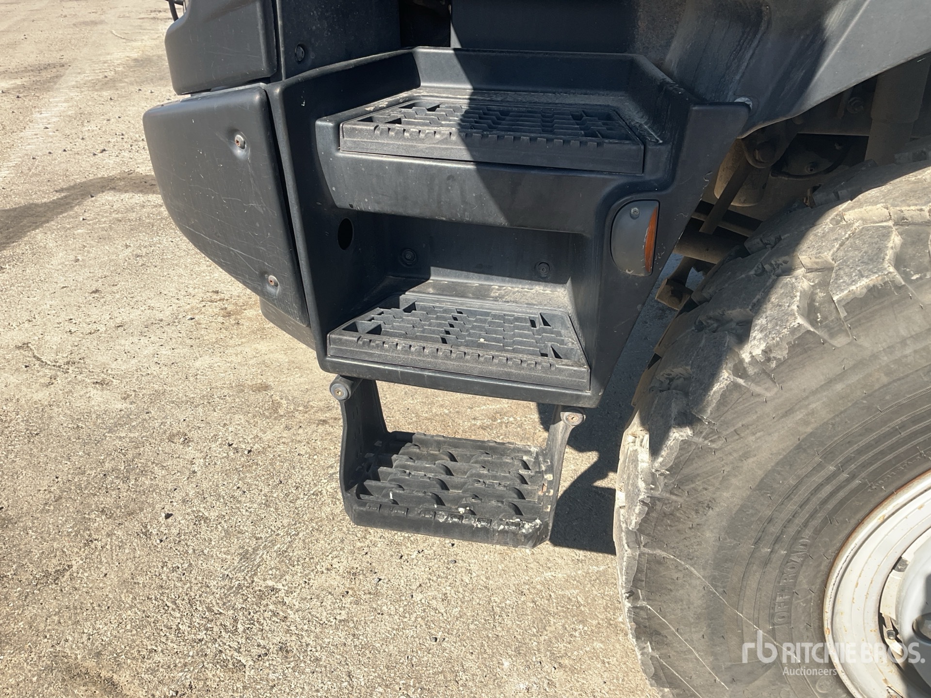 2016 Renault K380