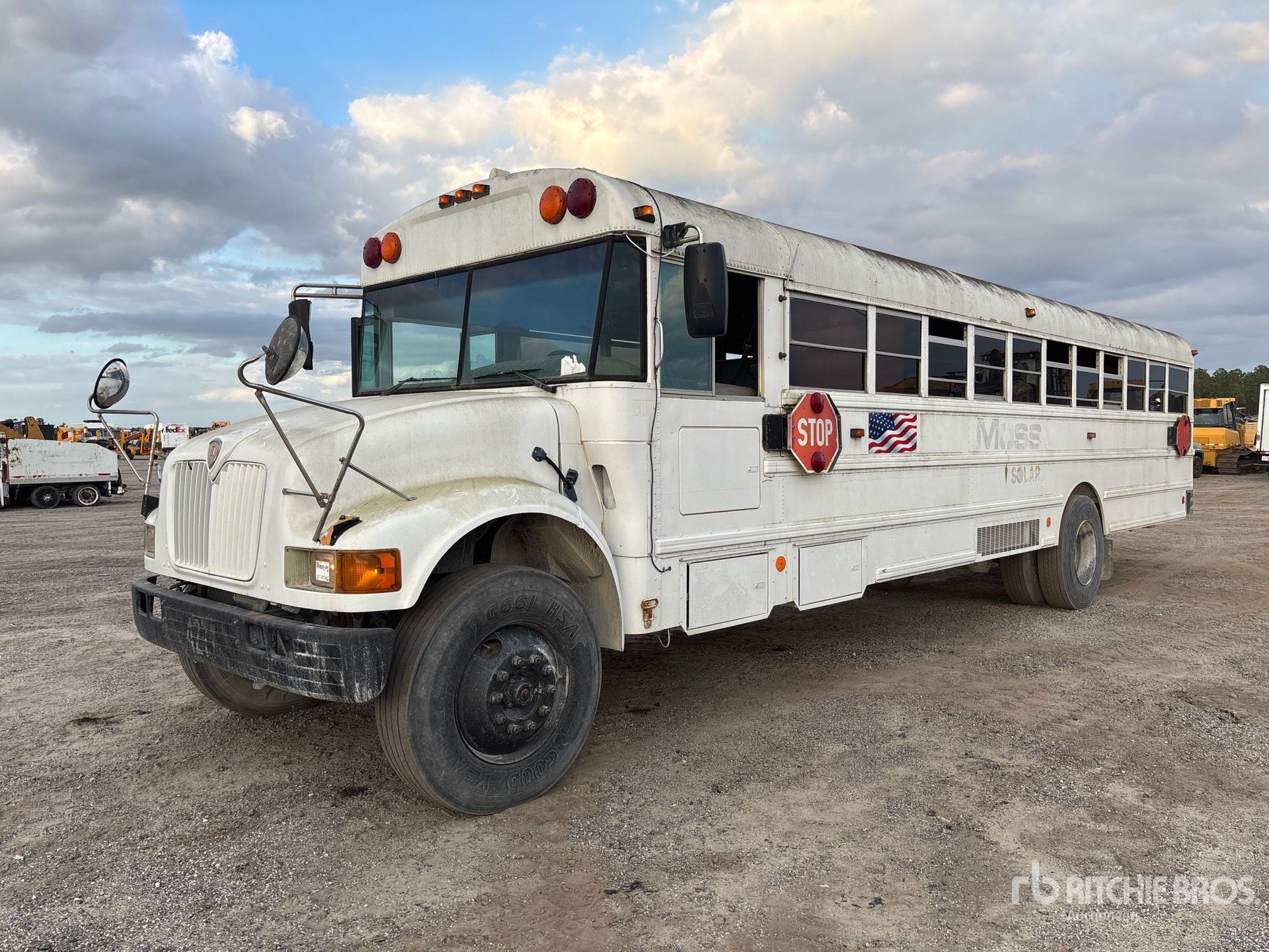 General Appearance with Imagen: esquina delantera izquierda