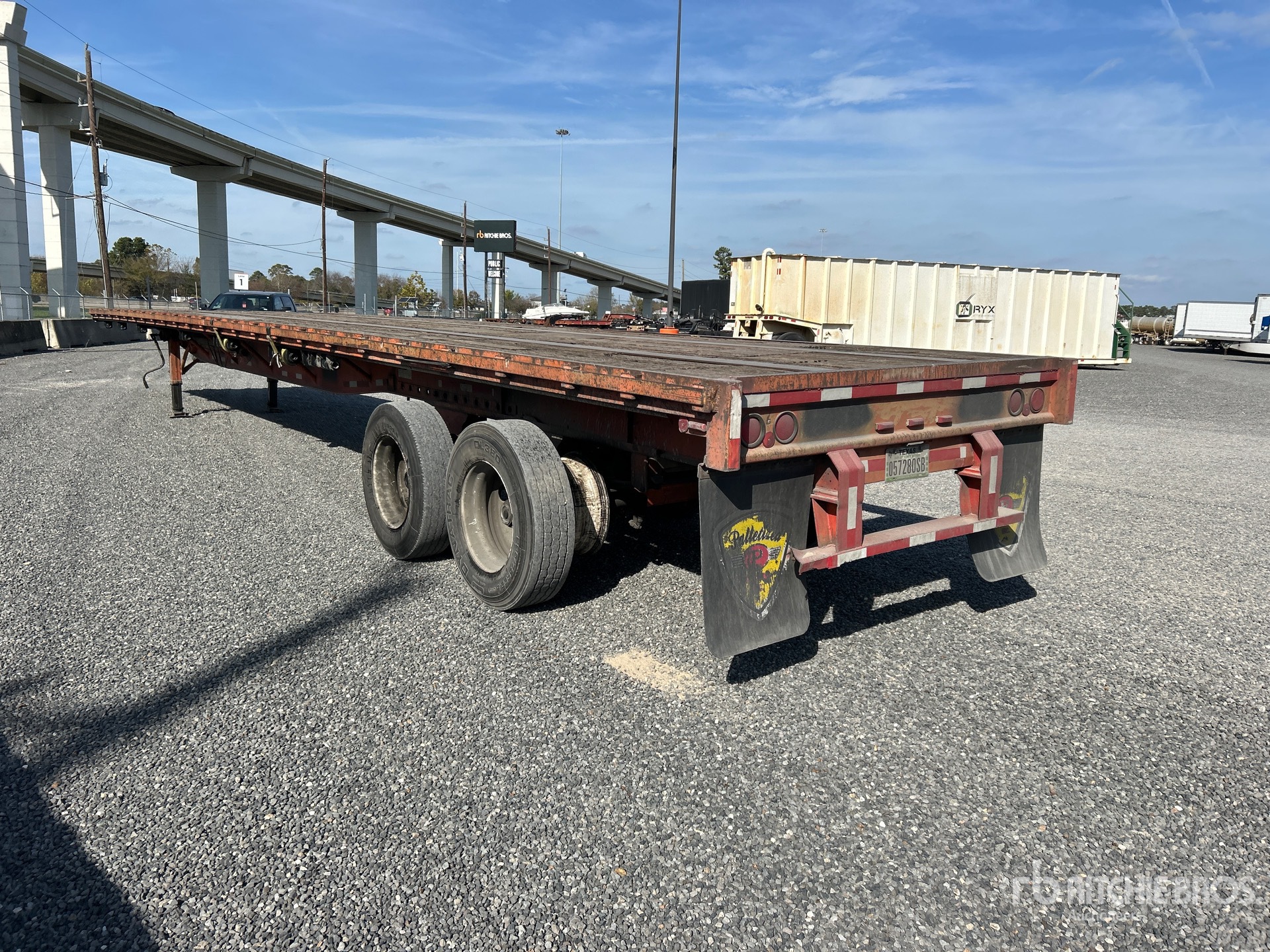 General Appearance with Bild, Ecke hinten links