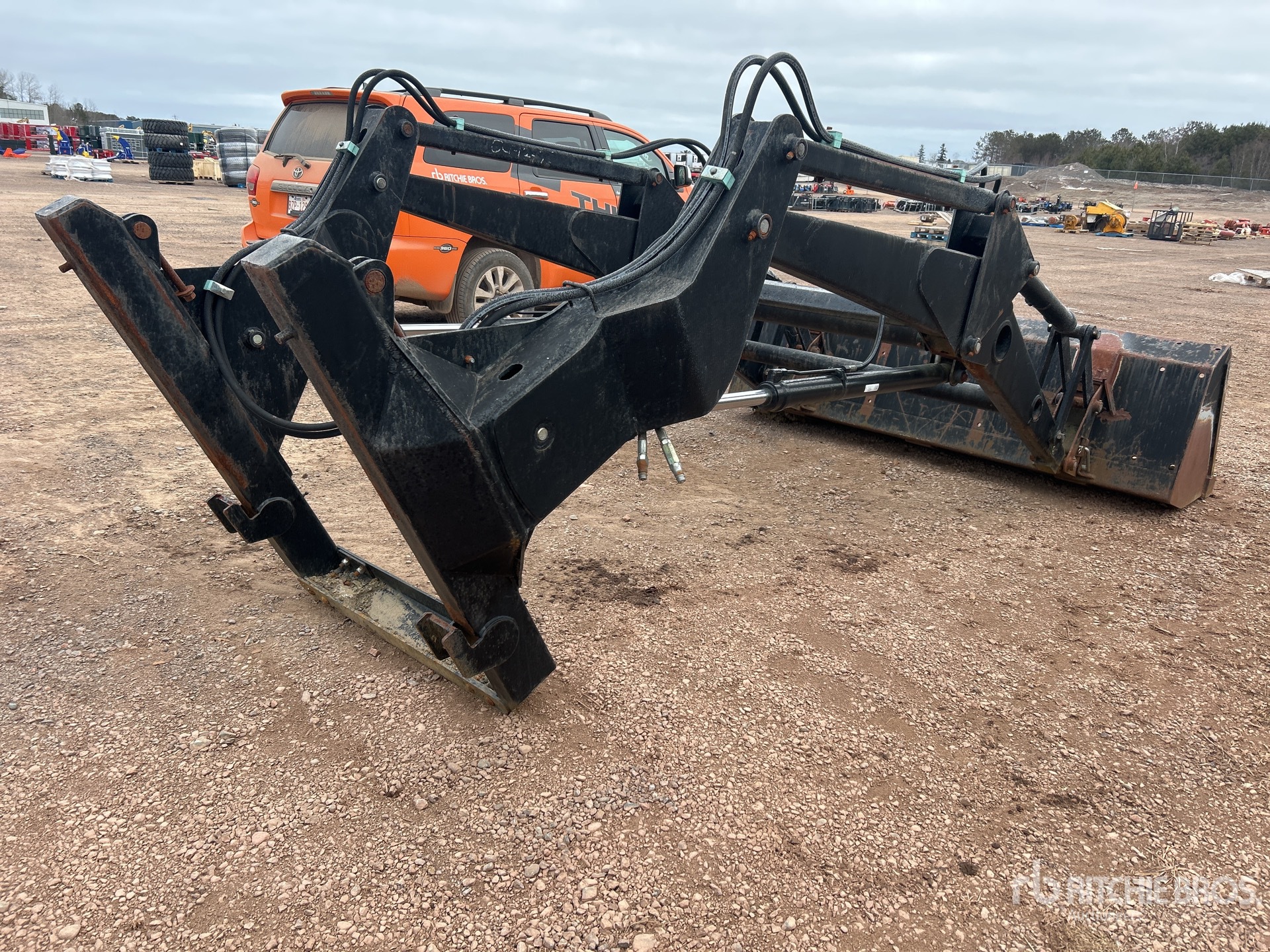 General Appearance with Bild, Ecke hinten rechts