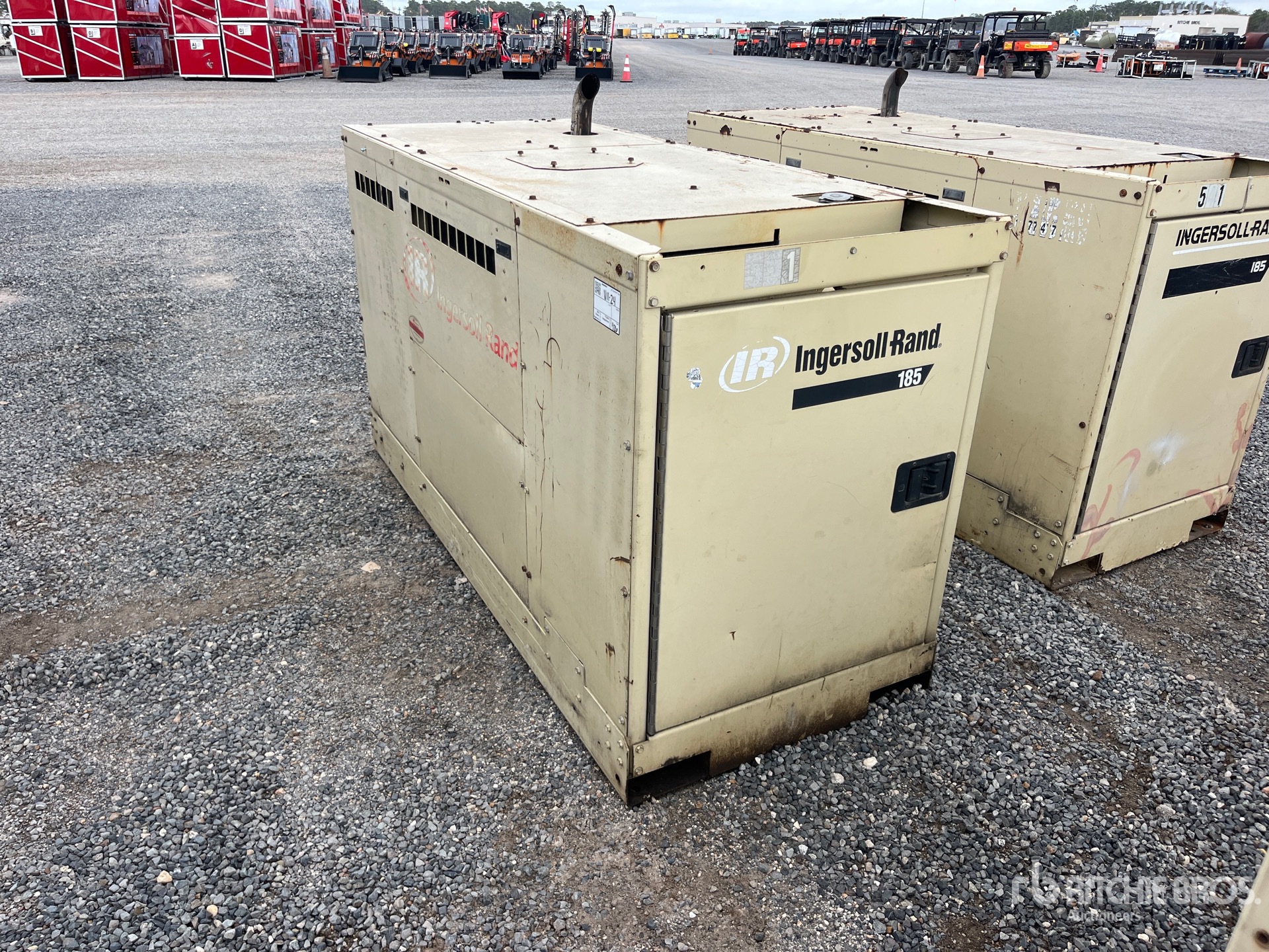 General Appearance with Bild, Ecke vorne links