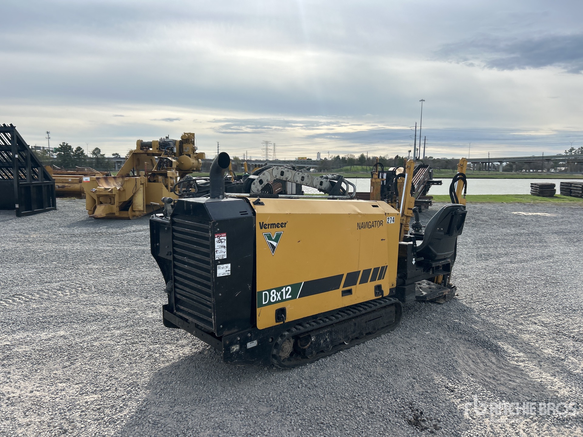 General Appearance with Imagen: esquina trasera derecha