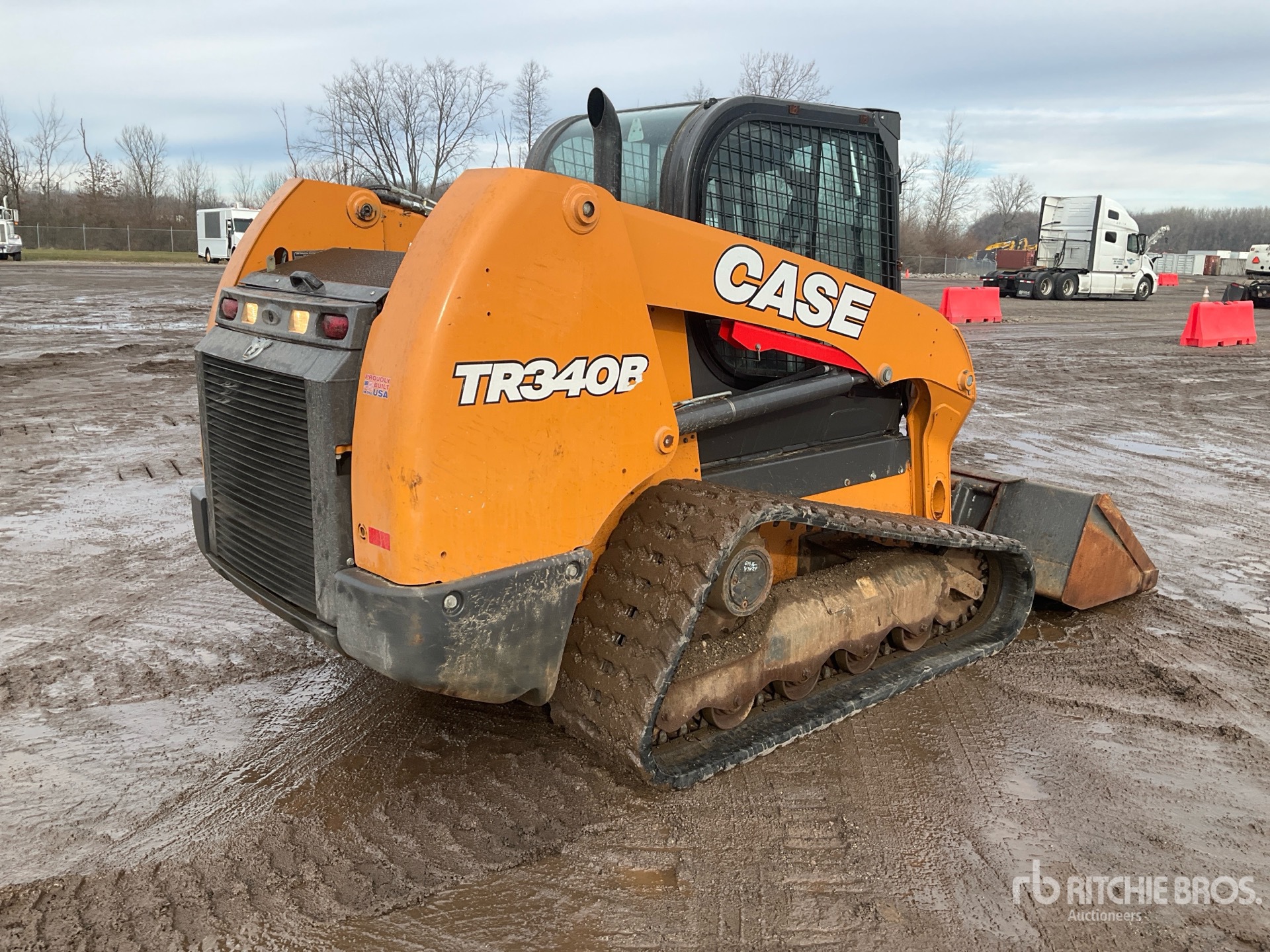 General Appearance with Foto, angolo anteriore sinistro