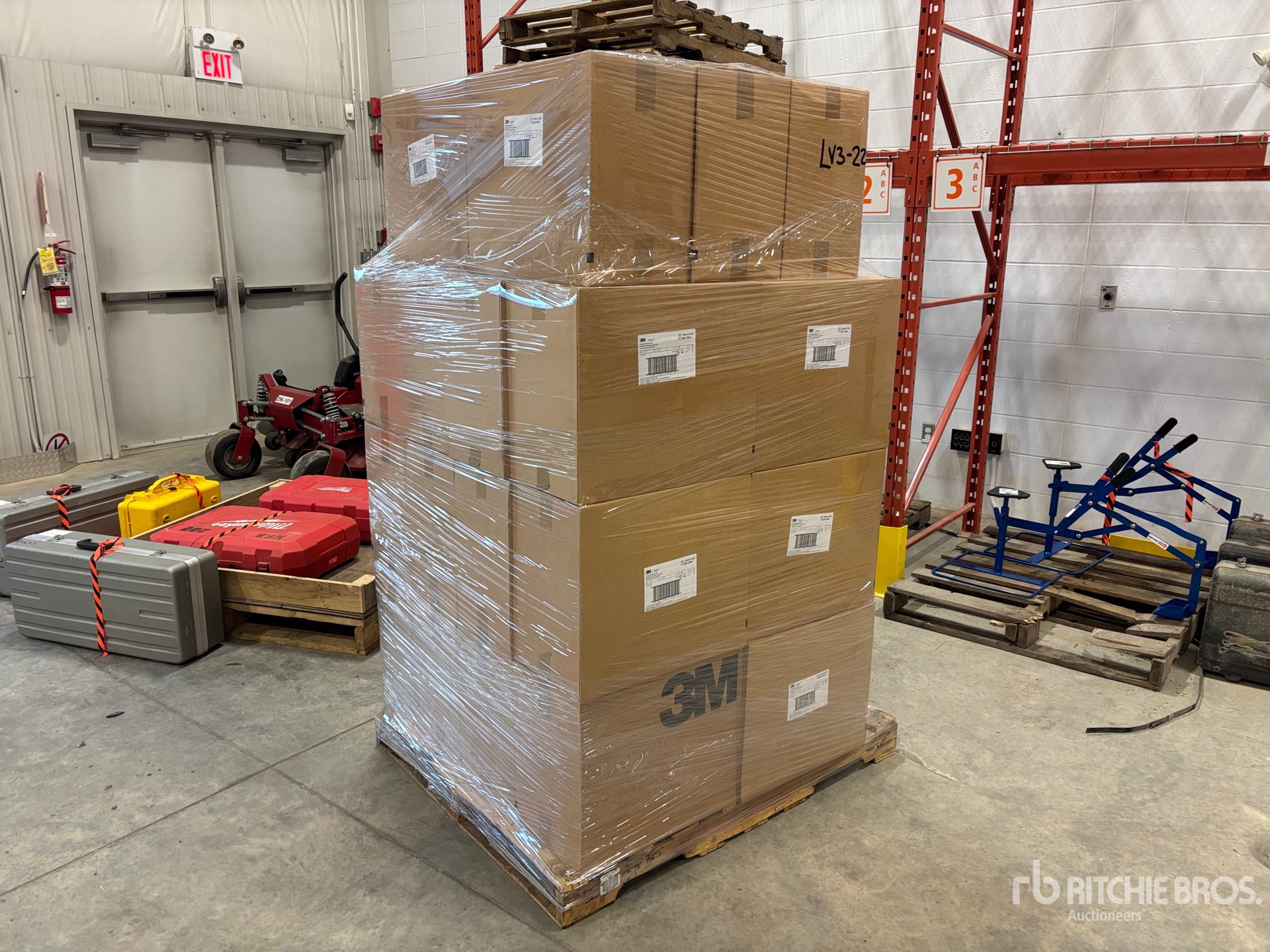 General Appearance with Bild, Ecke vorne rechts