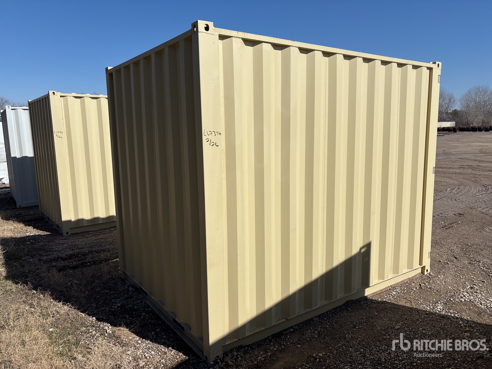 General Appearance with Foto, angolo anteriore sinistro