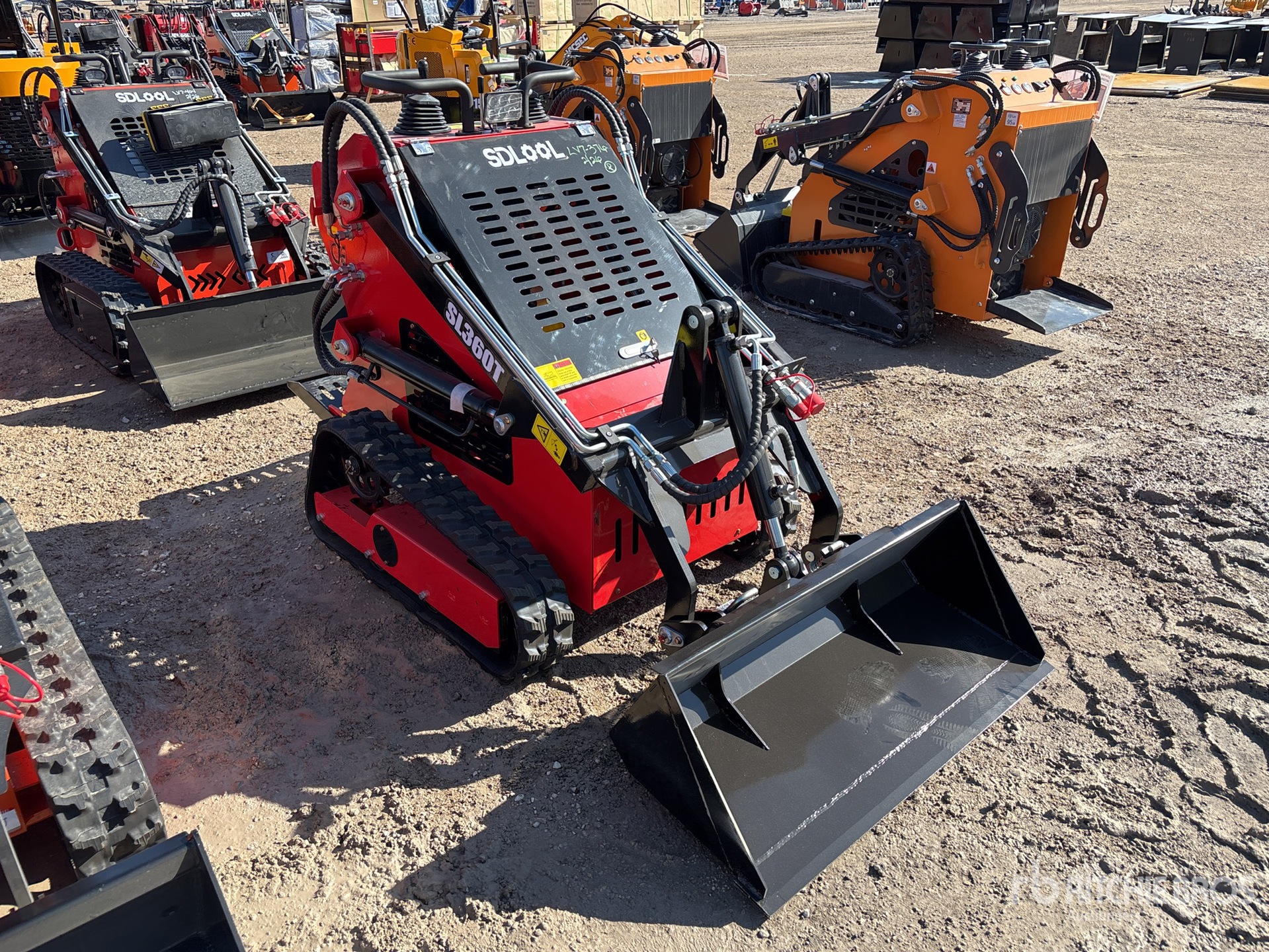 General Appearance with Foto, angolo anteriore destro